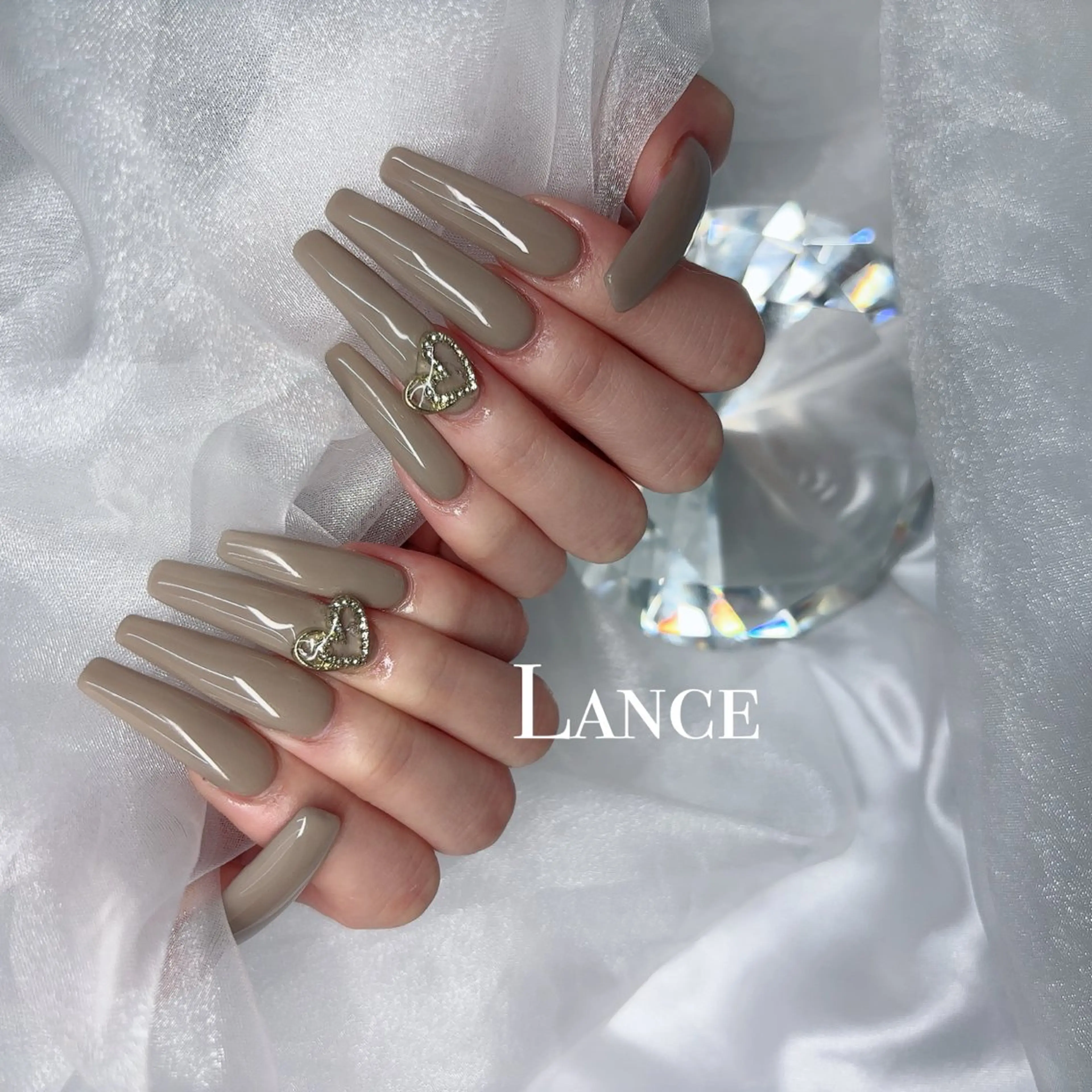 ネイル オーロラネイル フットネイル 氷ネイル・うるうるネイル キラキラネイル 韓国ネイル ハンドネイル Lance nailのネイルデザイン