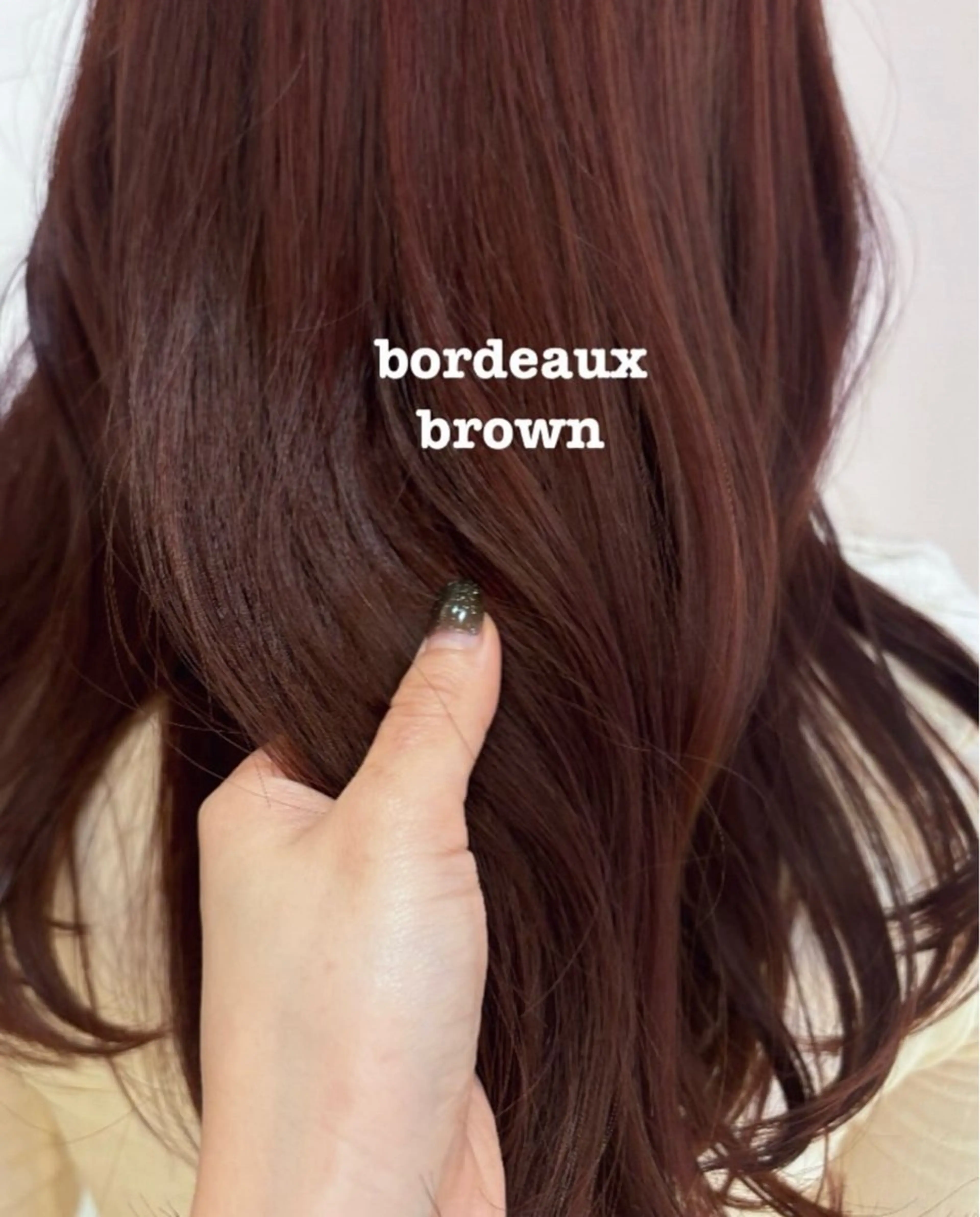 セミロング カラー ボルドーカラー ブラウンカラー カット ヘアカラー トリートメント サイトウ アカネのヘアスタイル