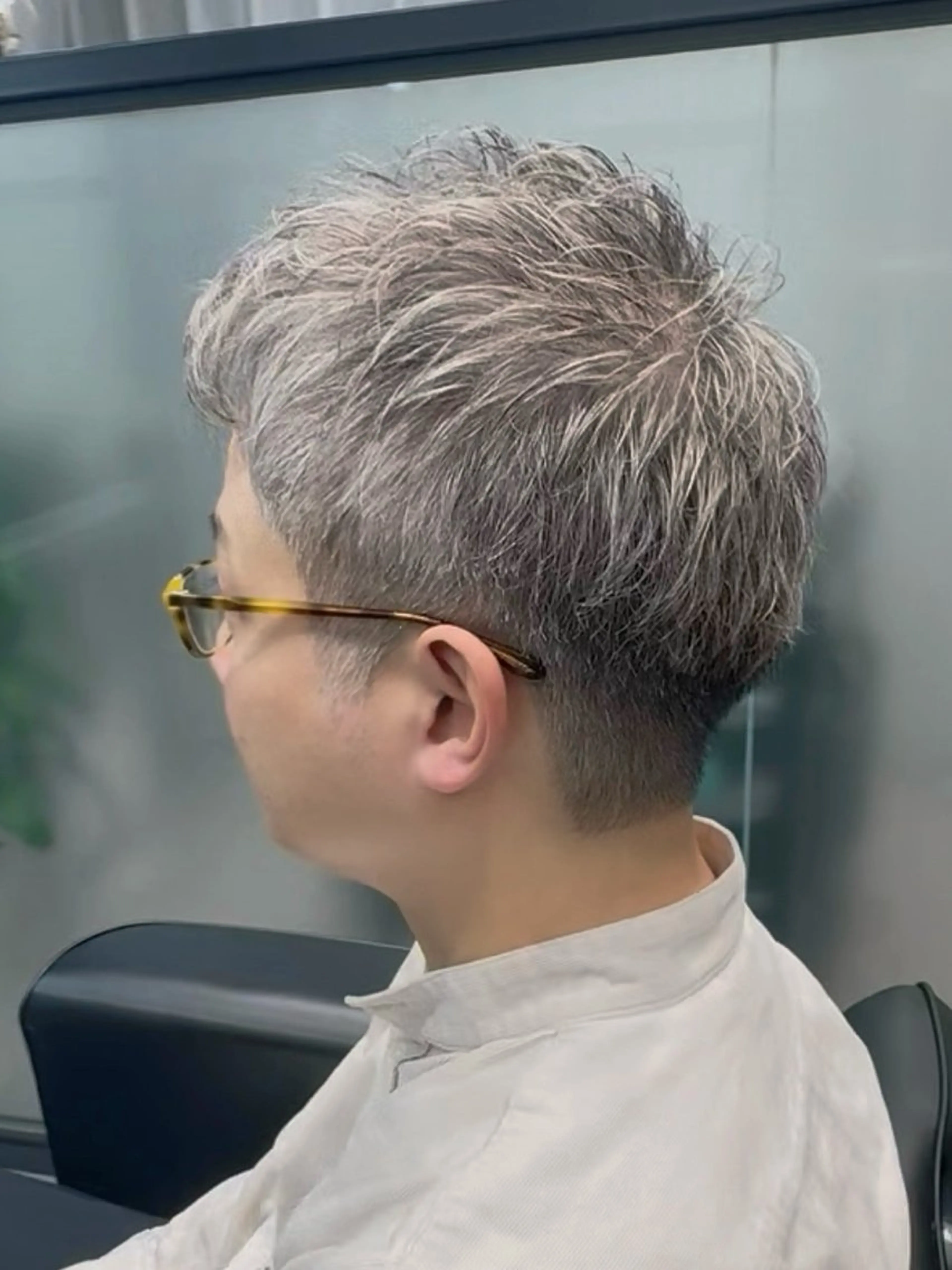 【メンズ限定】カット＋白髪ぼかしハイライト＋カラー＋TOKIOトリートメントの写真