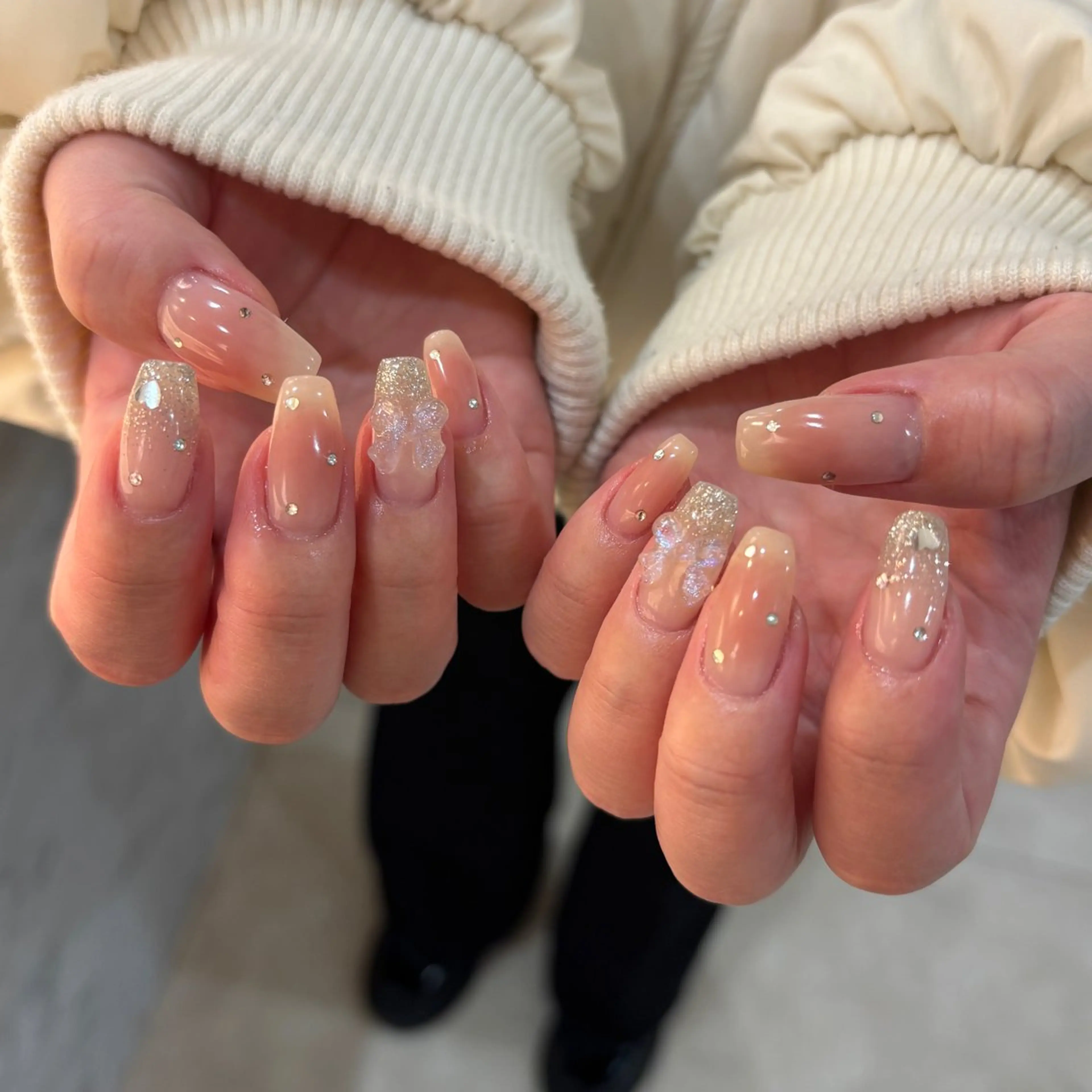 ネイル ハンドネイル フットネイル 栗田 ゆう子のネイルデザイン