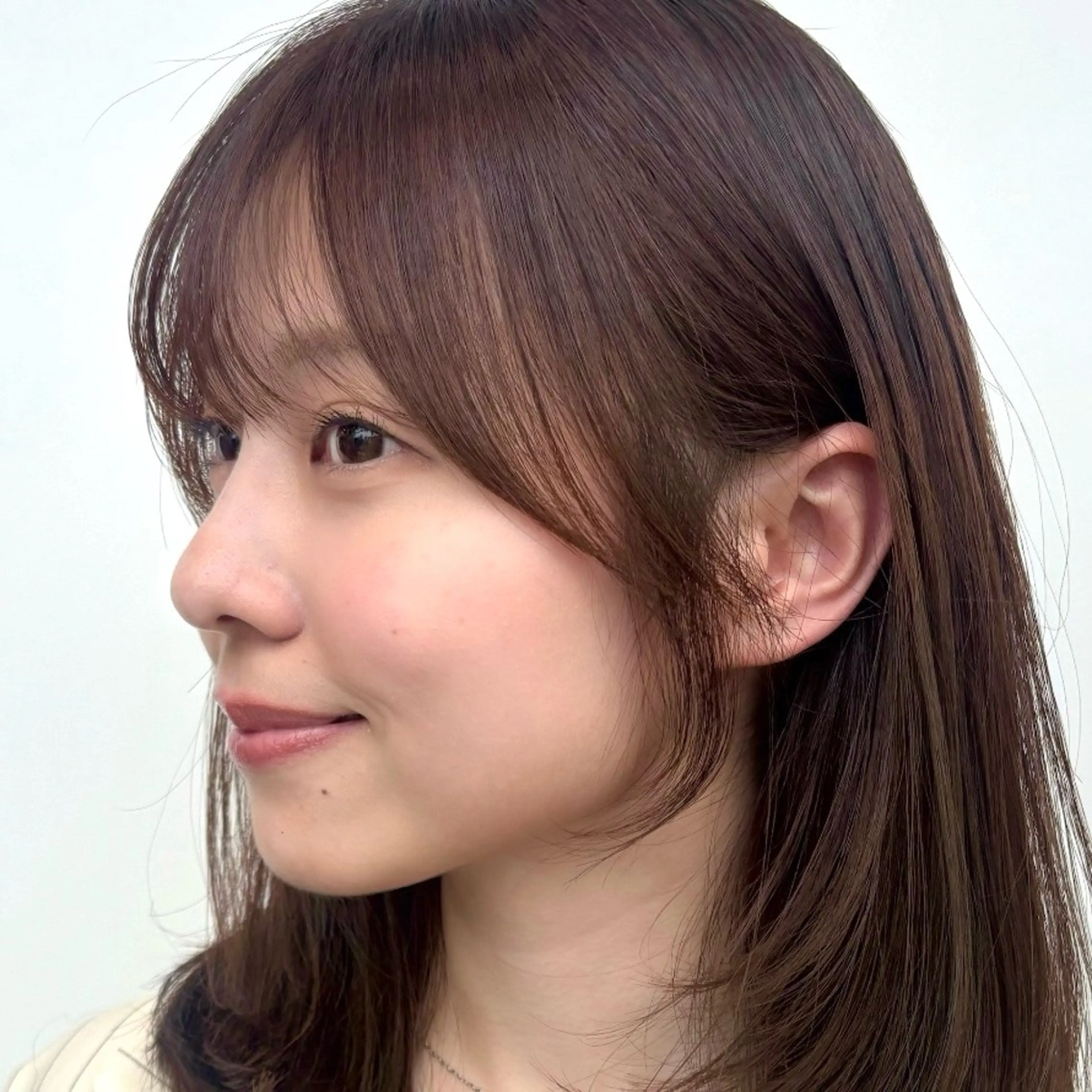 ミディアム カラー ブラウンカラー ラベンダーカラー カット ヘアカラー トリートメント 顔まわり🥨レイヤー /透明感/水口舞奈のヘアスタイル