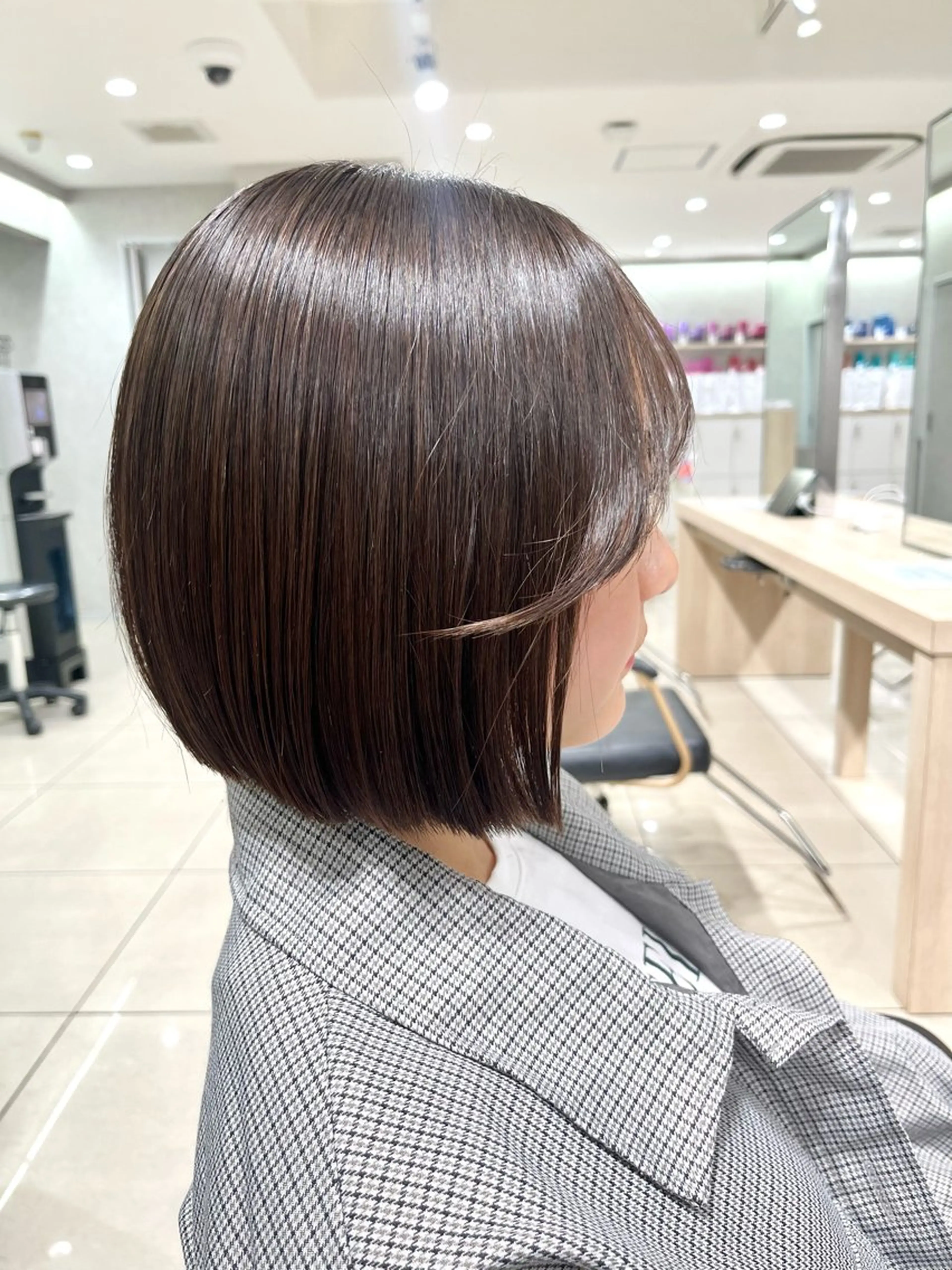 ミディアム パーマ 縮毛矯正 カット 縮毛矯正 トリートメント 巖本 真希のヘアスタイル