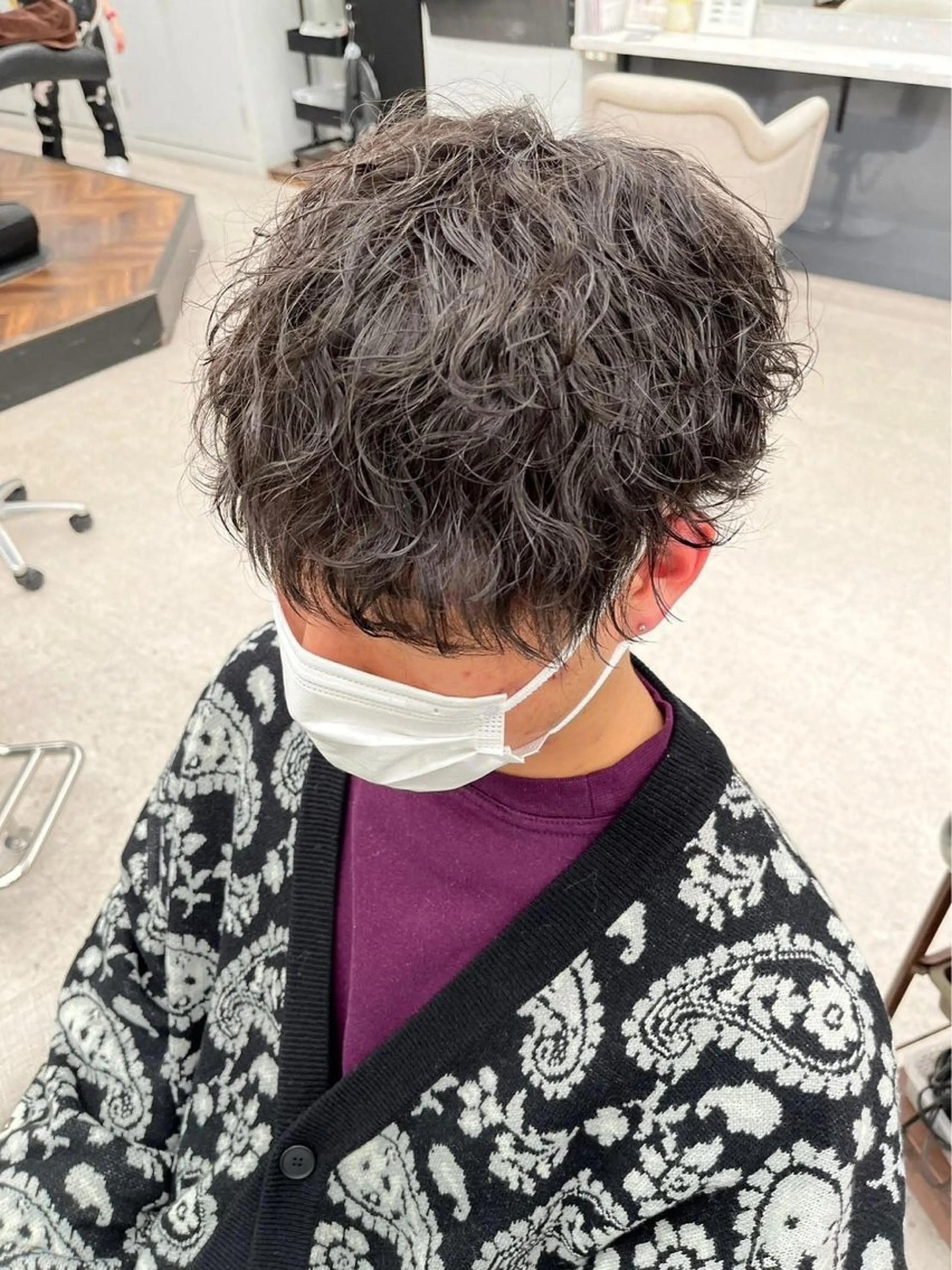 パーマ メンズ メンズカット/眉カッ ト/ブリーチ/シオリのヘアスタイル