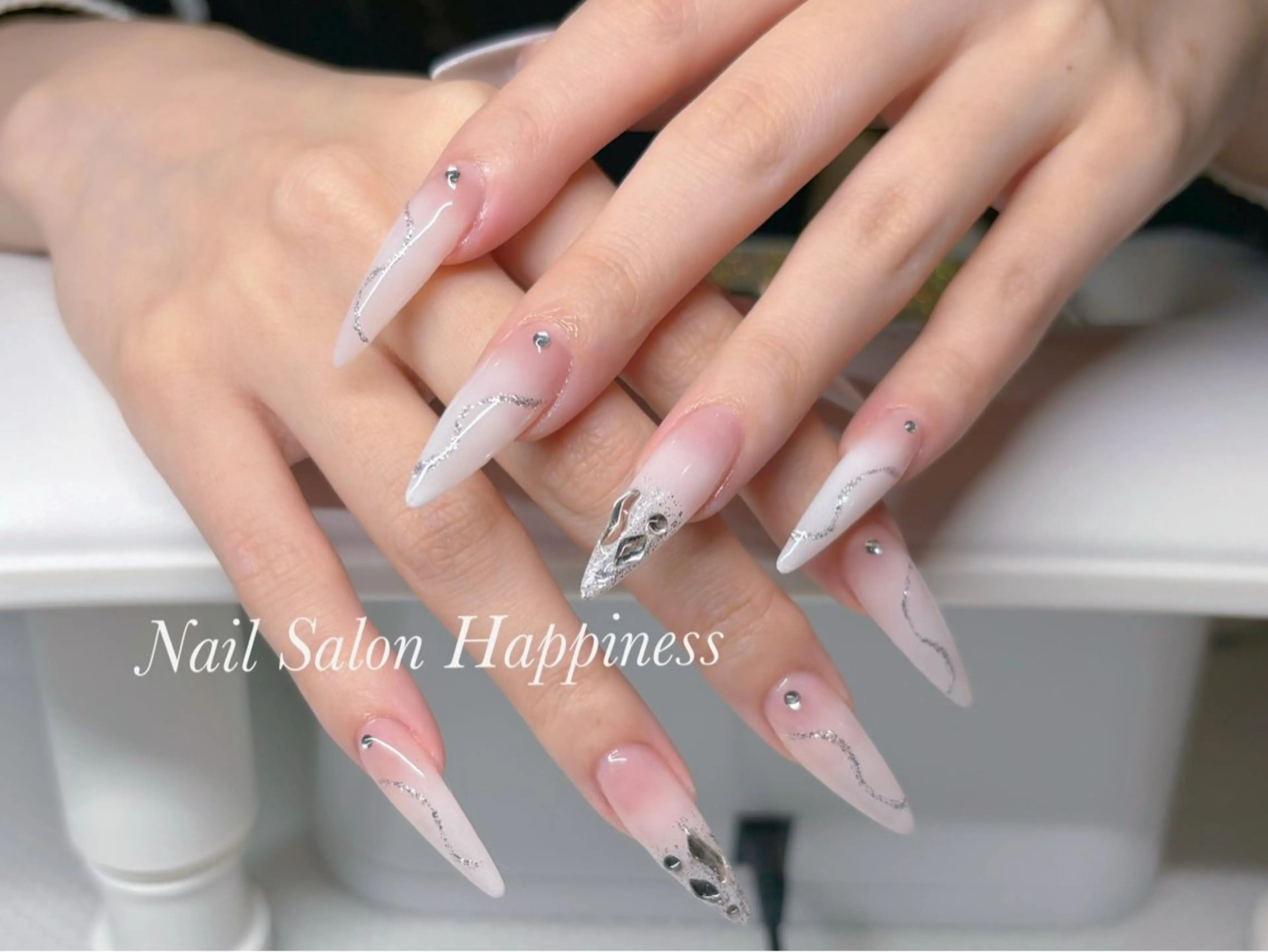 ネイル ハンドネイル Nail Salon Happinessのネイルデザイン