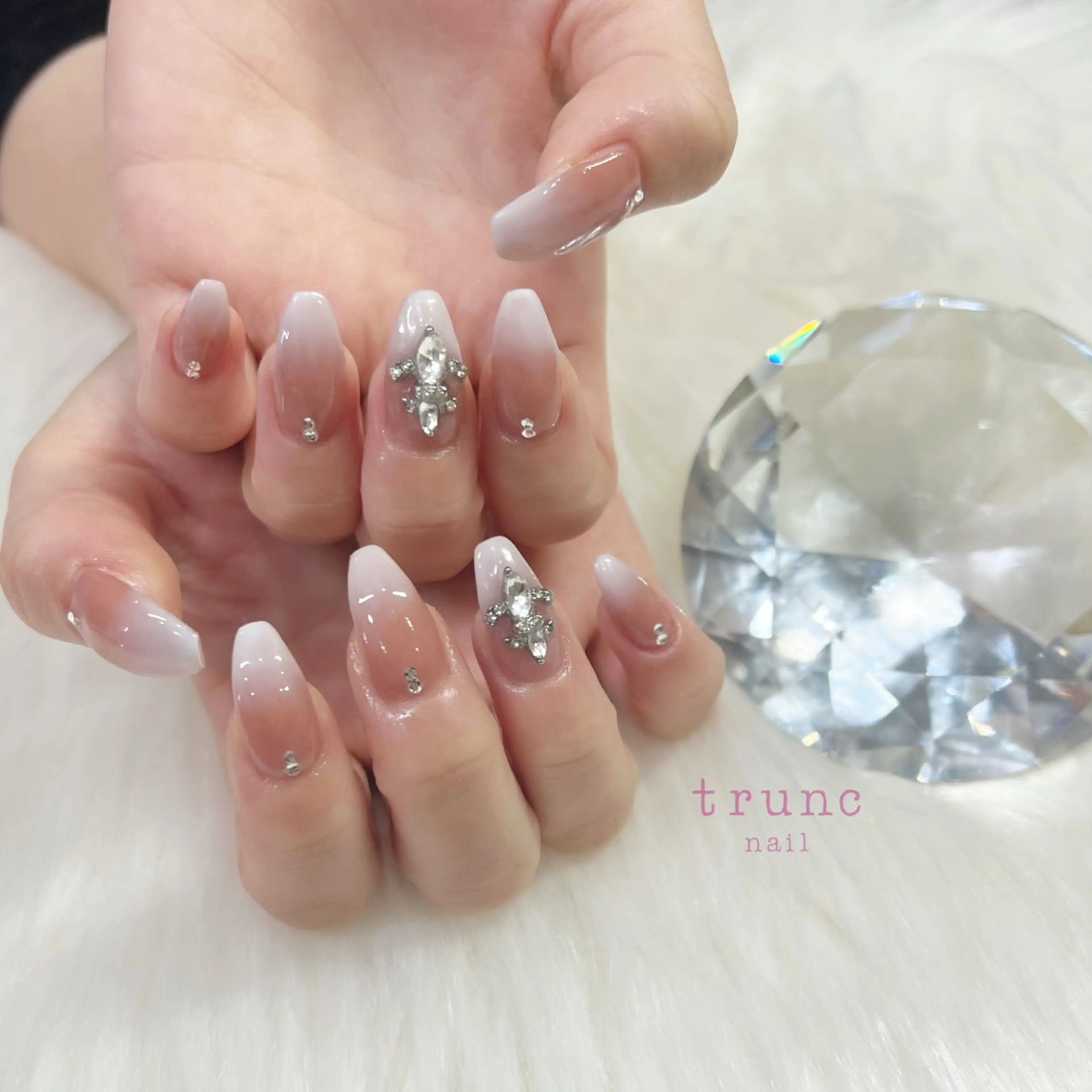 ネイル ハンドネイル trunc nail 🌻宮下🌻のネイルデザイン