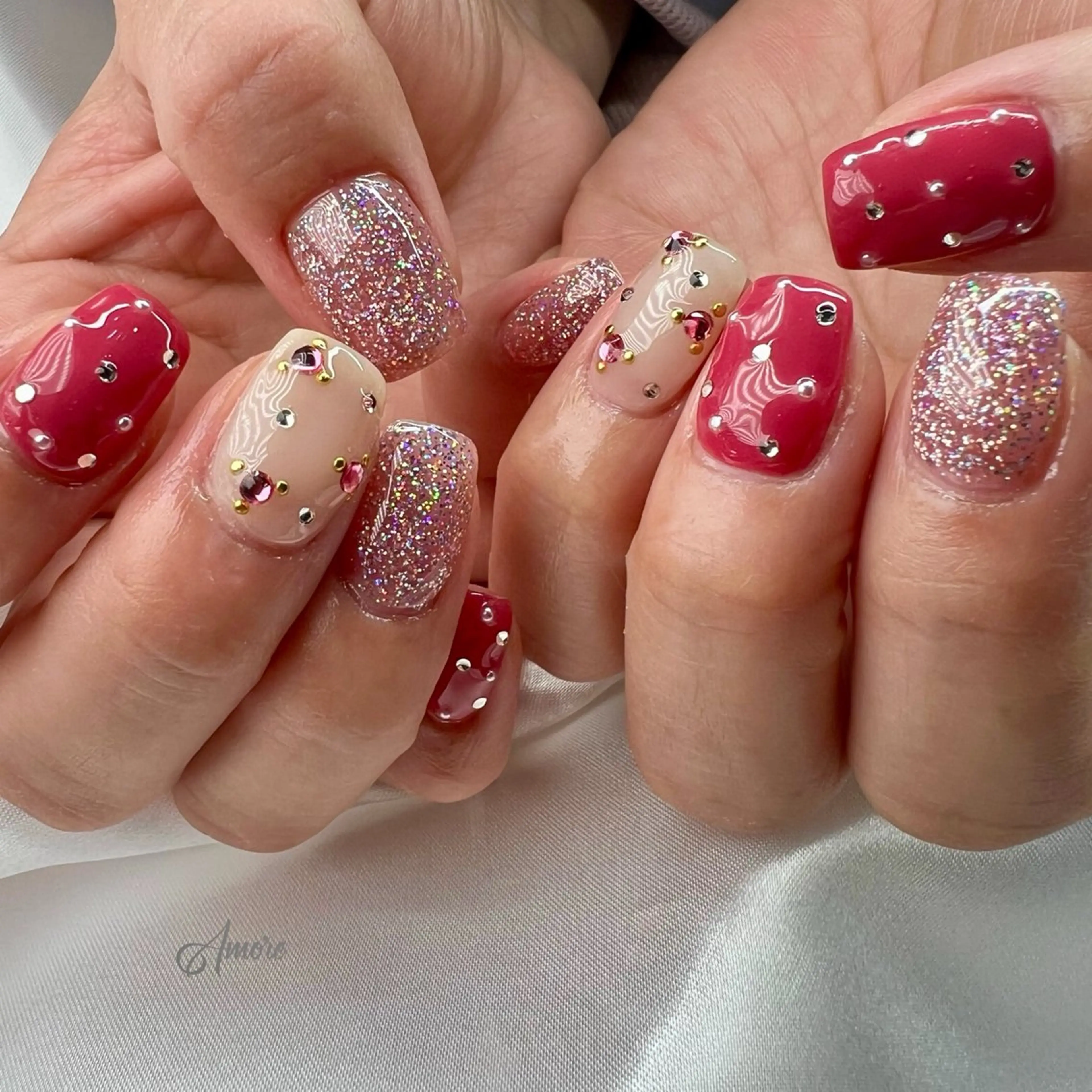 ネイル ジェルネイル キラキラネイル 韓国ネイル パラジェル 冬ネイル You kyehwaのネイルデザイン