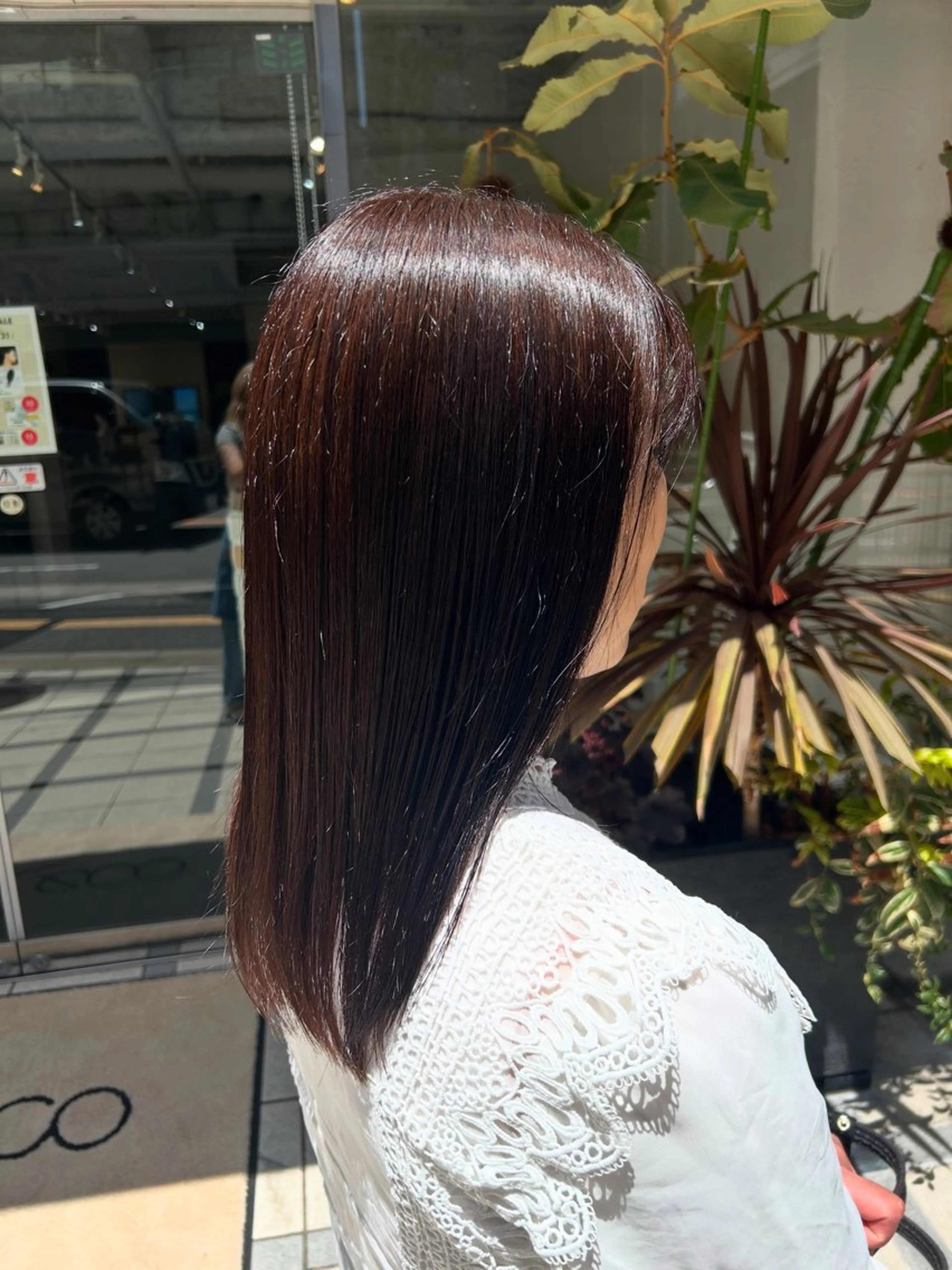 カラー 西村 優那のヘアスタイル