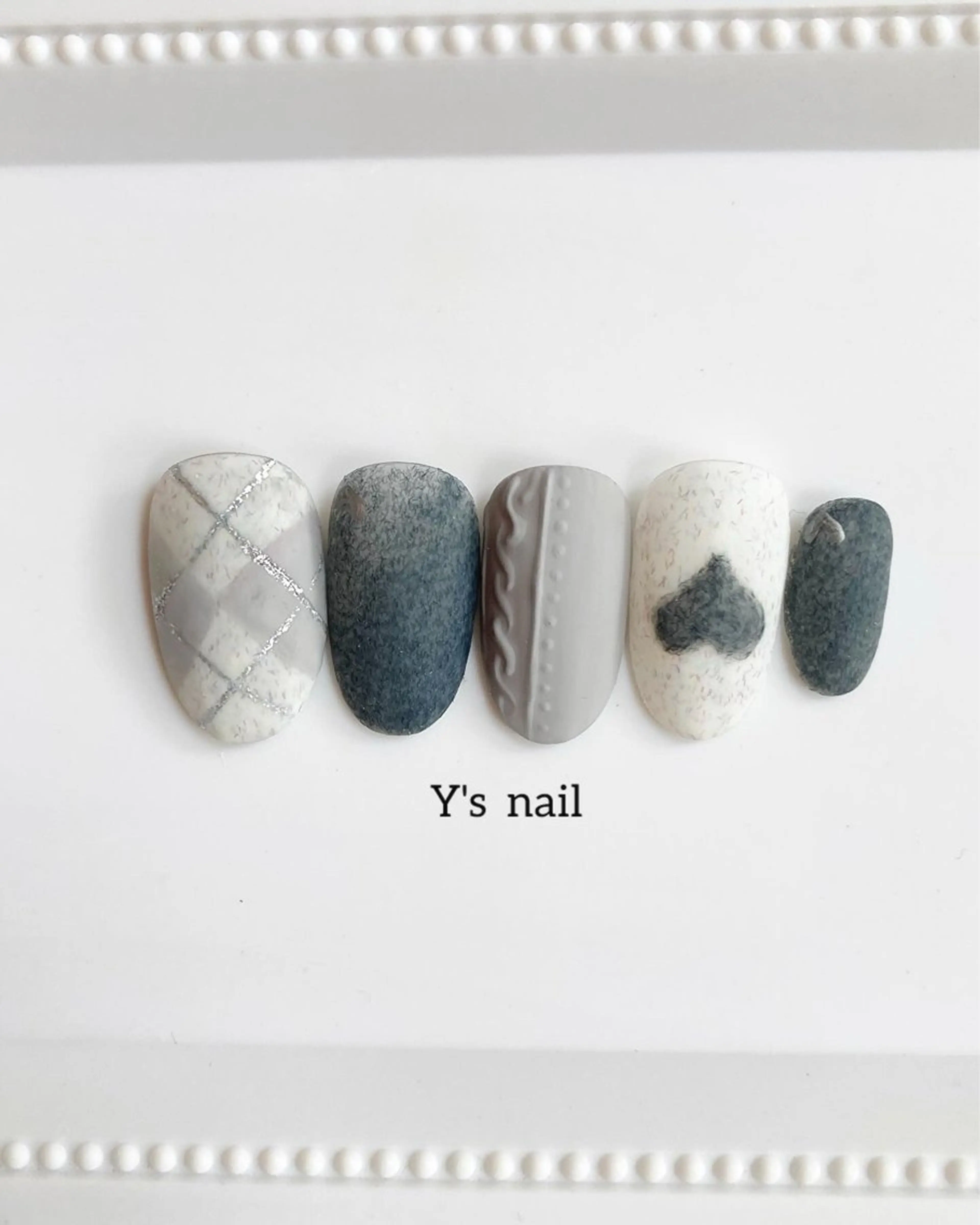 ネイル 手書きが得意🖌️ Y’s  nailのネイルデザイン