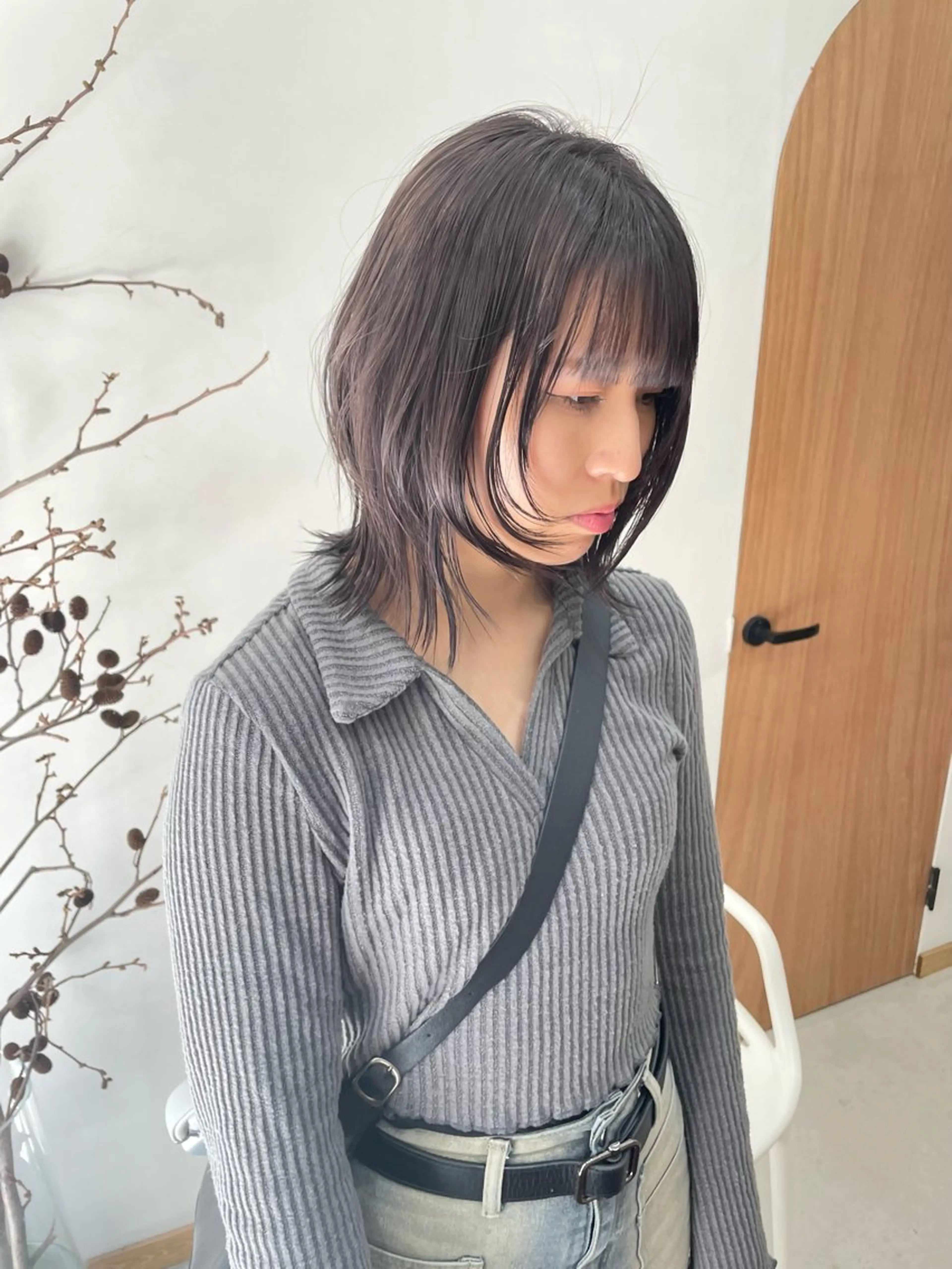ミディアム カラー パーマ ヘアアレンジ メンズ メンズブリーチ ブリーチ ダブルカラー グレージュ ブリーチなしカラー カット ヘアカラー トリートメント tatsumi/ボブ ウルフ/レイヤーのヘアスタイル