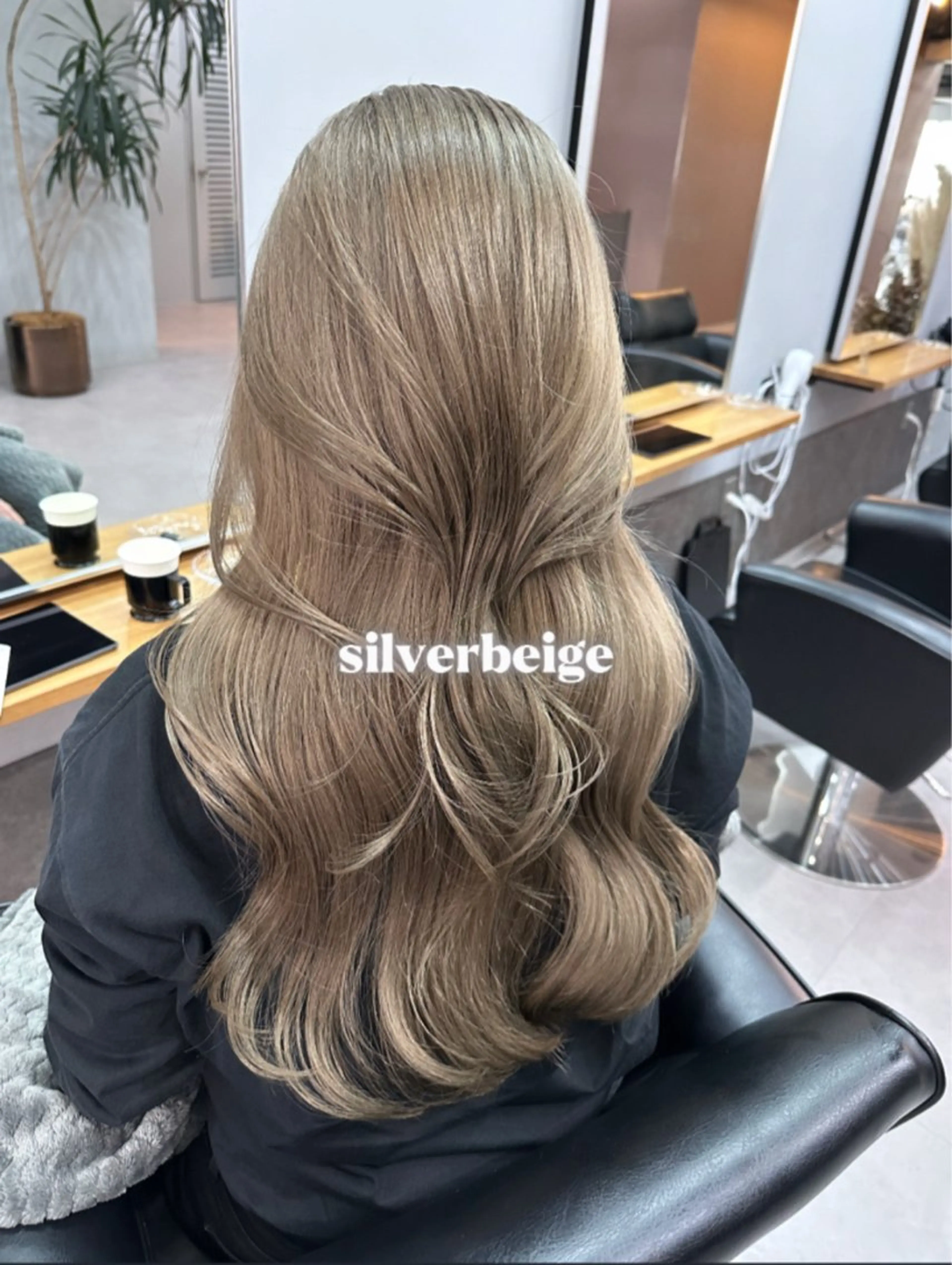 🎓学割U24🌼ワンブリーチ＋カラーの写真