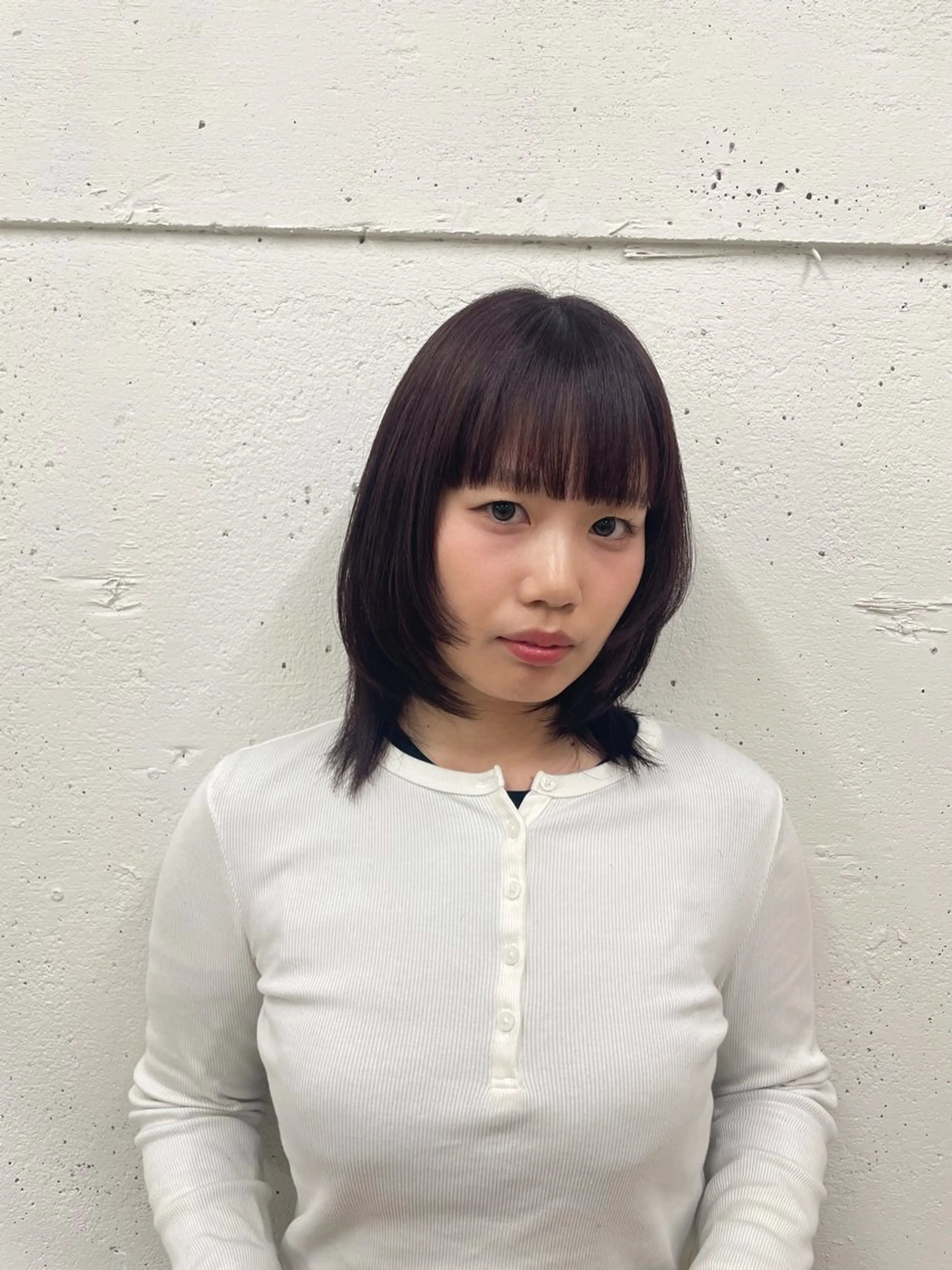 ミディアム カラー カシス レイヤーカット カット ヘアカラー suzu 🤍 【 grace 】のヘアスタイル