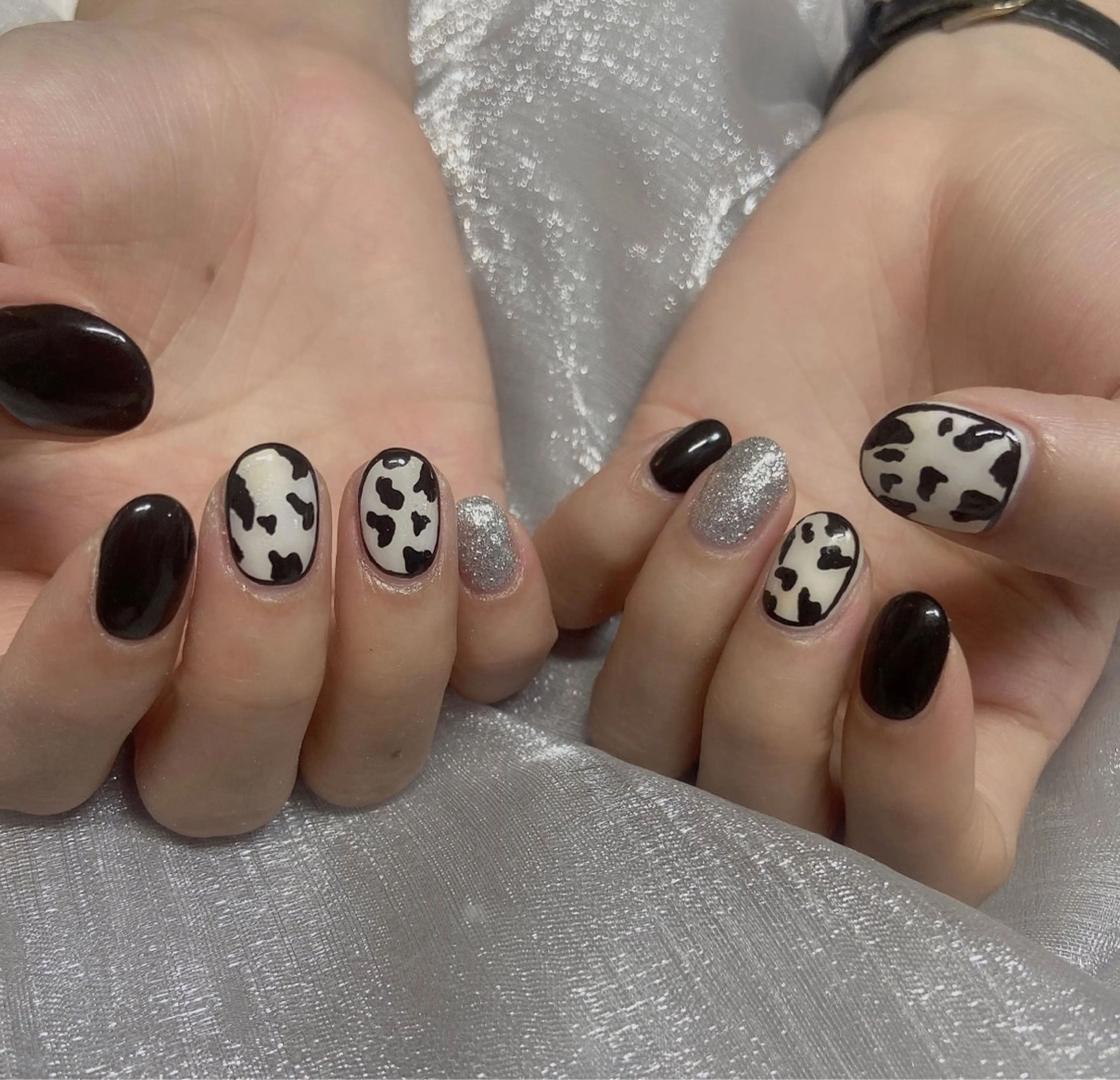 ネイル &ME ネイルサロンのネイルデザイン