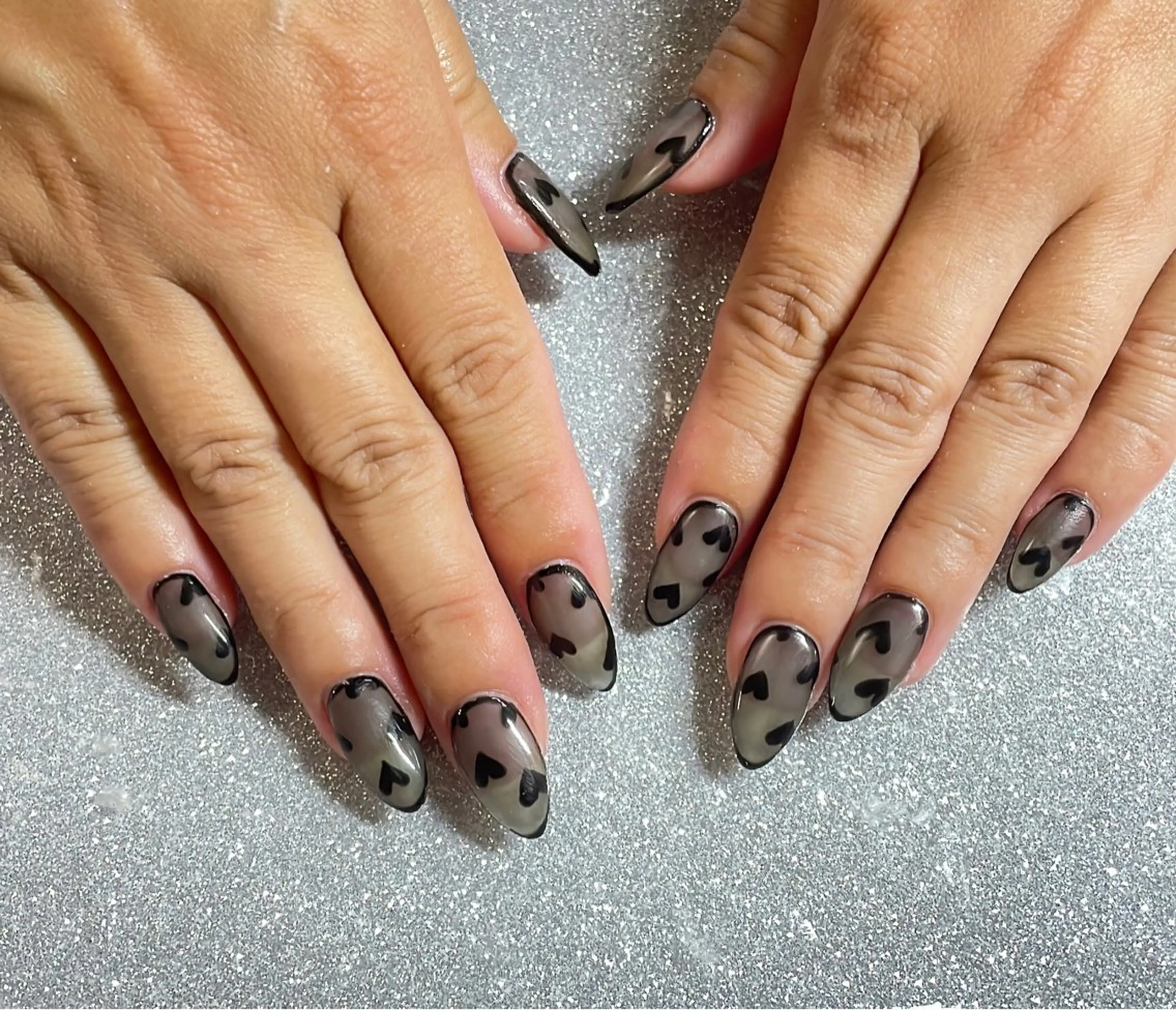 ネイル ハンドネイル VIERU 🌈🎀💖のネイルデザイン