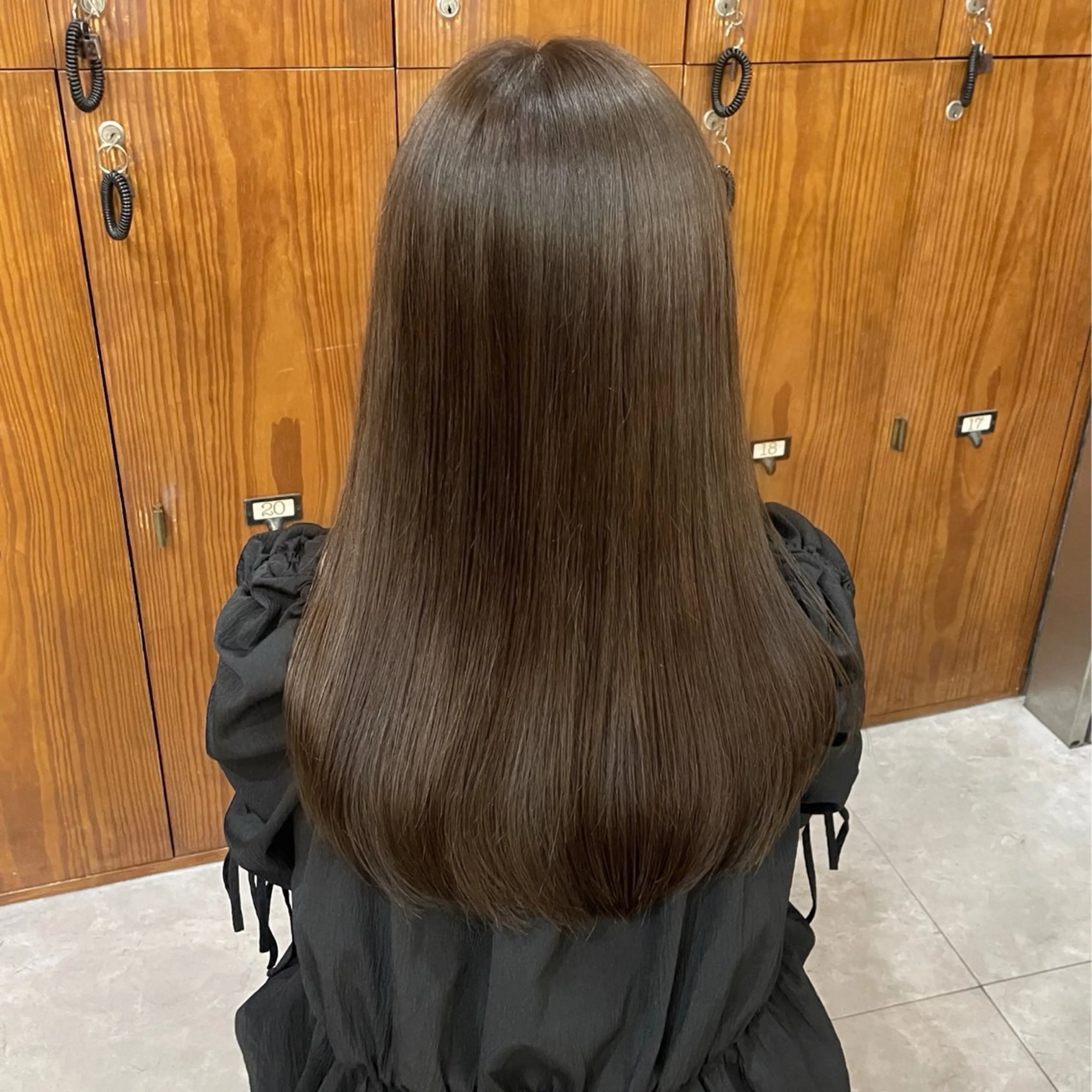 ロング カラー 透明感カラー 森 はるなのヘアスタイル