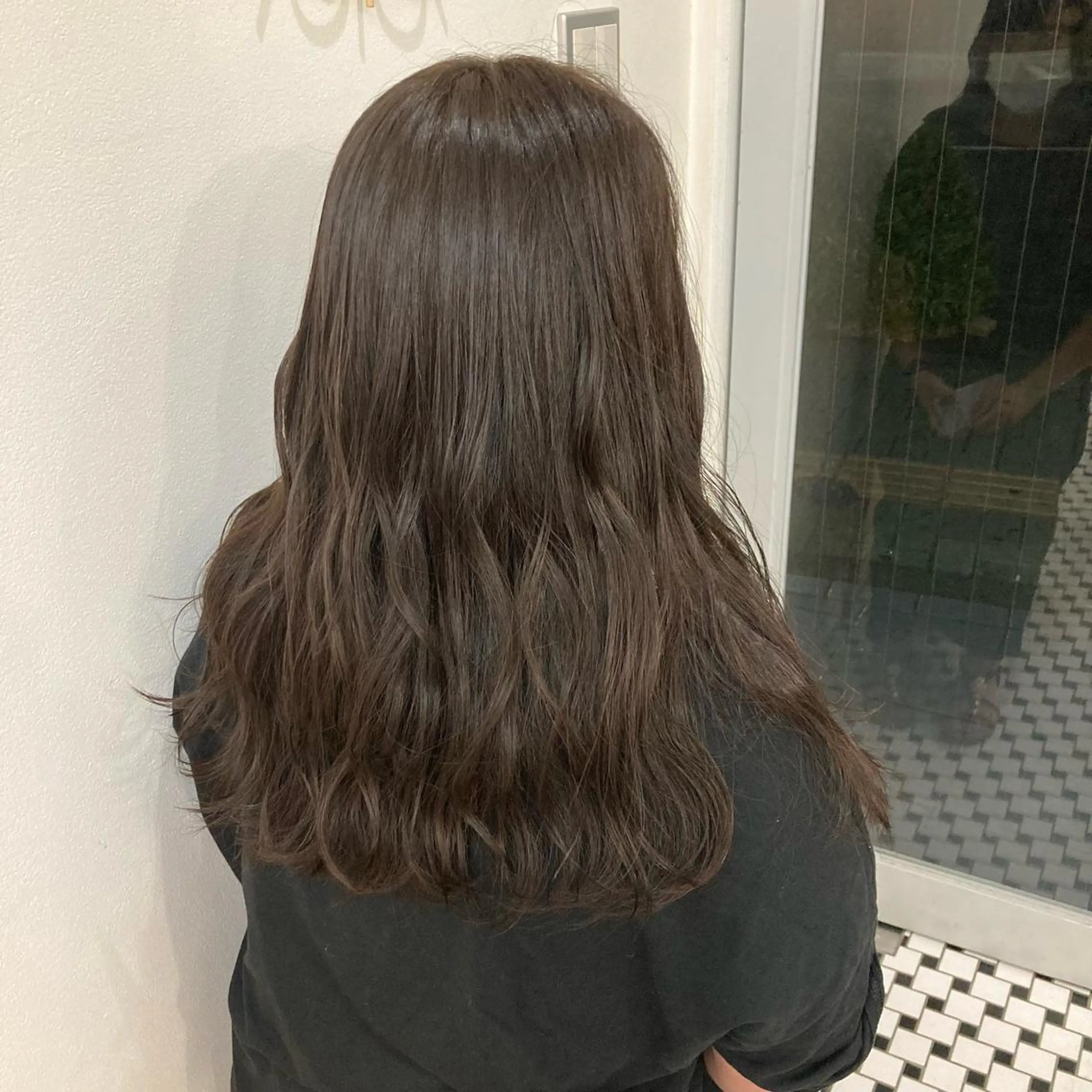 ロング カラー グレージュ オリーブグレージュ オリーブグレー ヘアカラー 透明感カラー🫧 nanohaのヘアスタイル