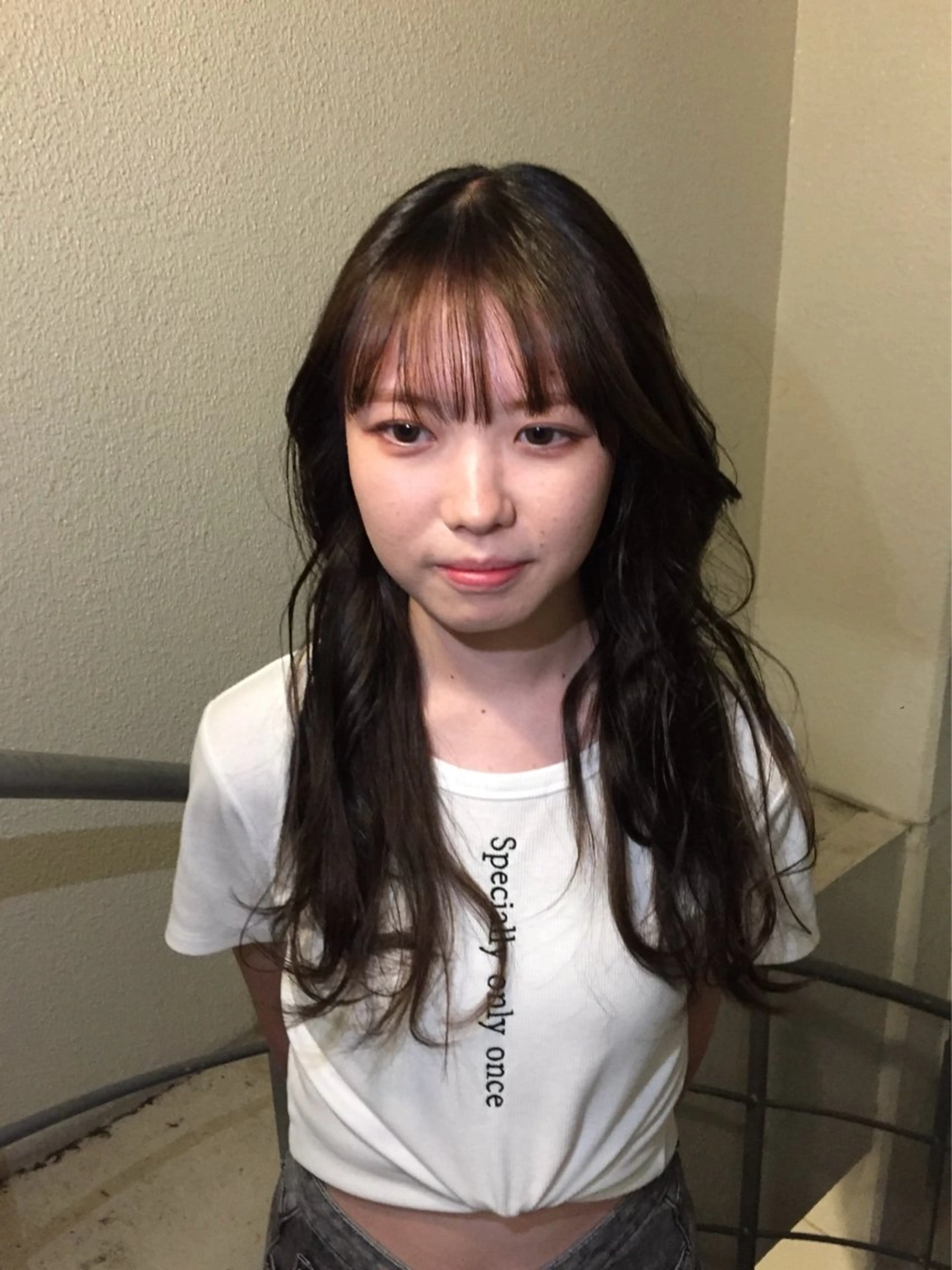 ロング 小長谷 夕菜のヘアスタイル