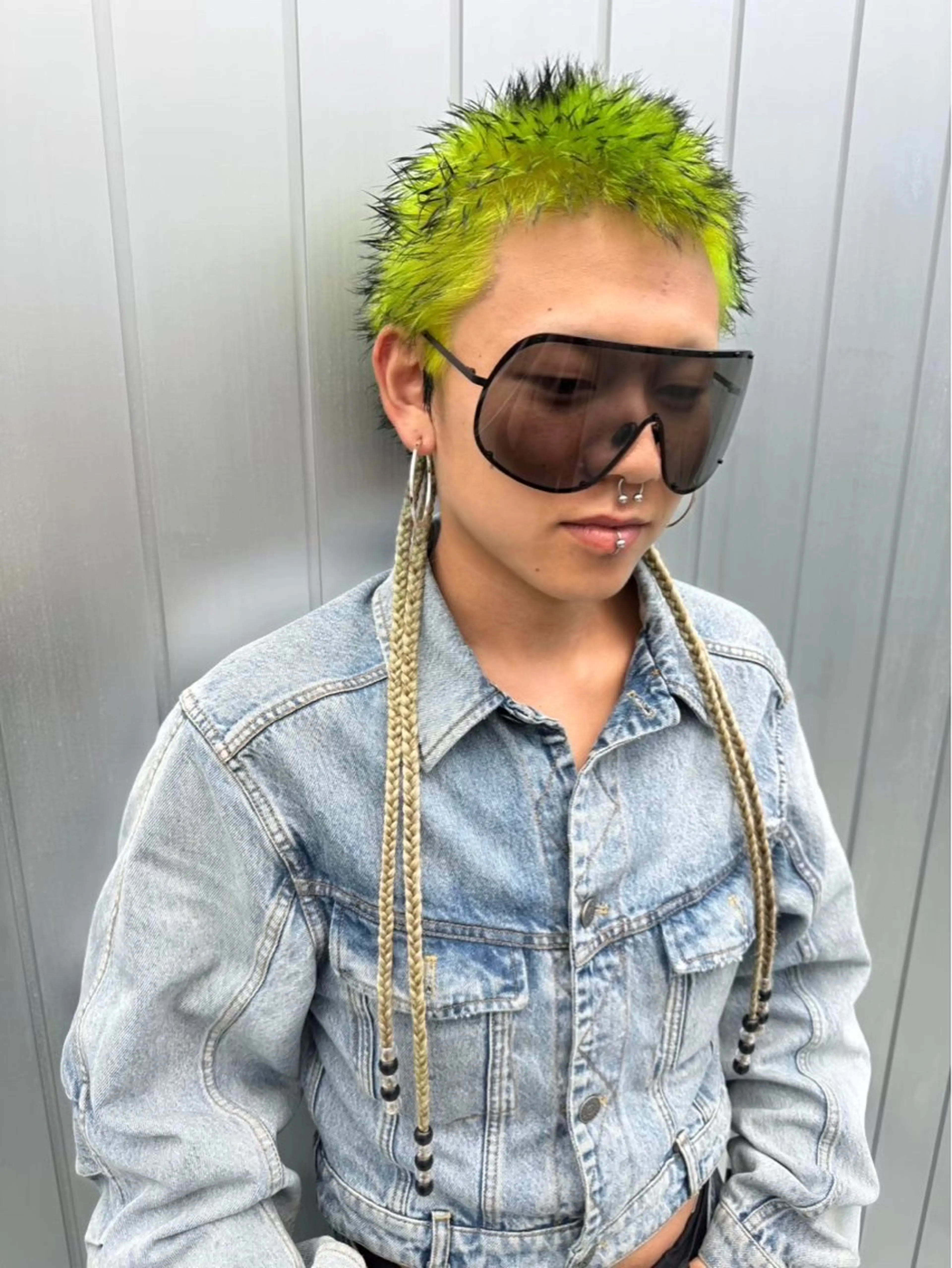 ショート メンズ DEW デューのヘアスタイル