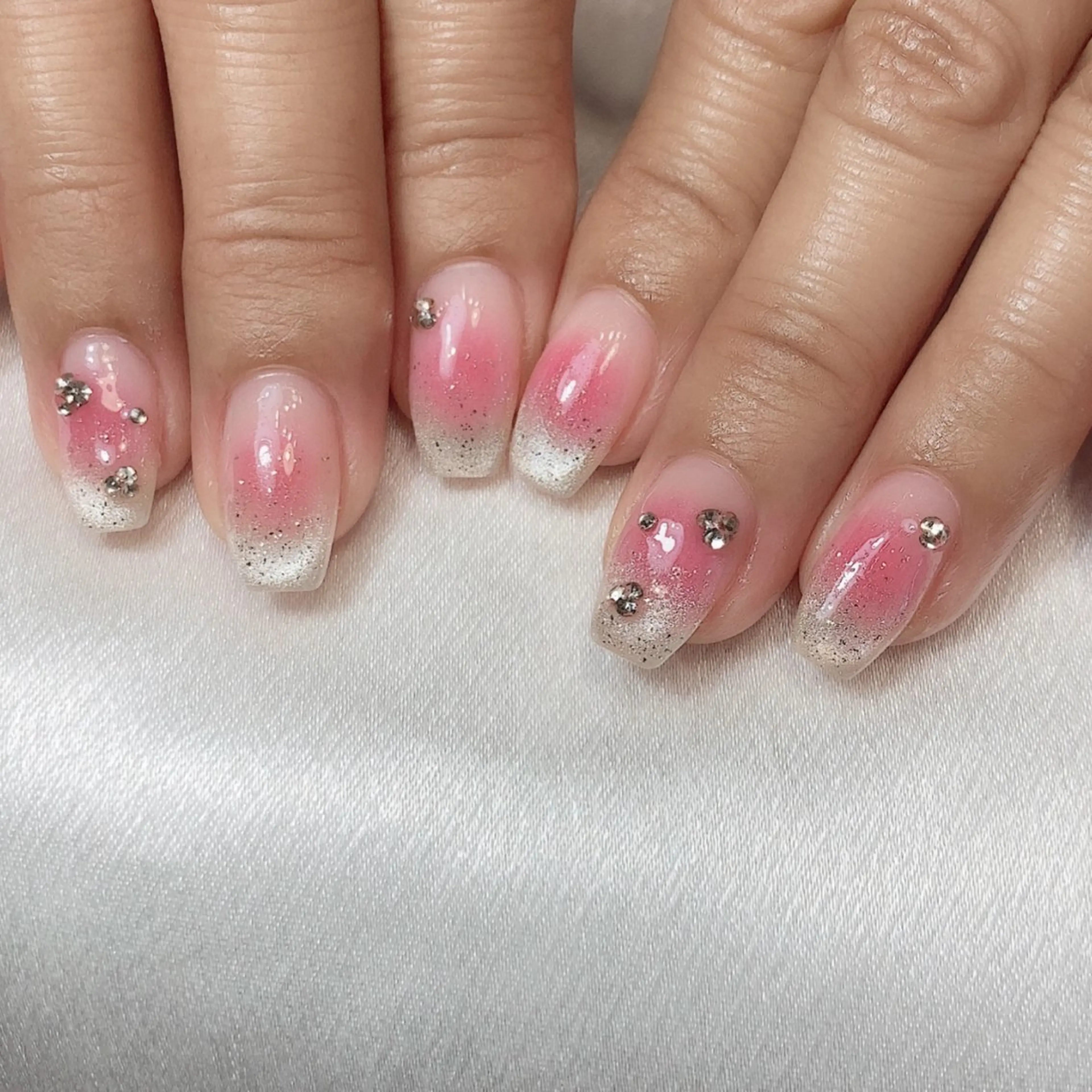 ネイル Legit nail salonのネイルデザイン