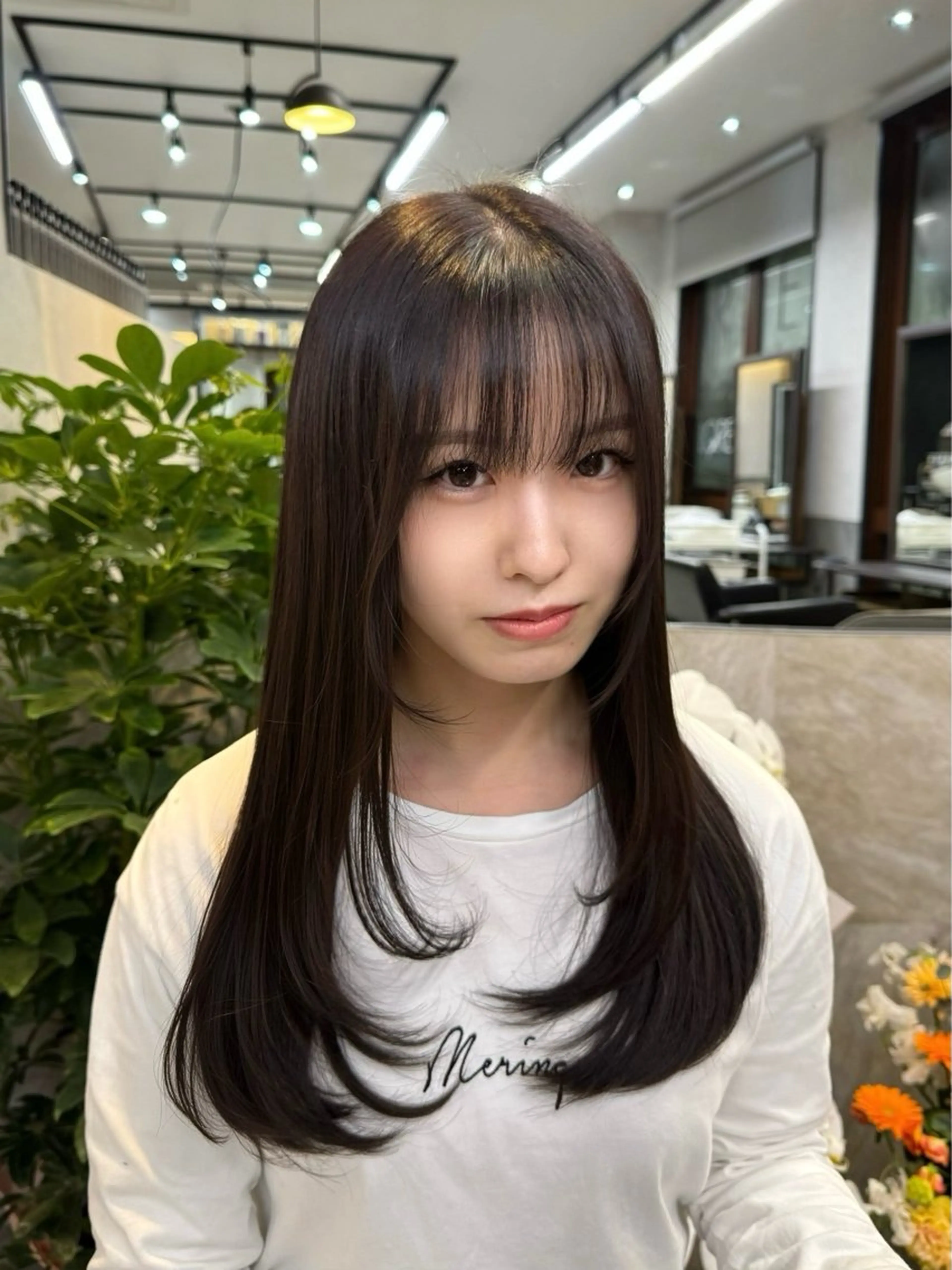 セミロング 顔まわりレイヤー レイヤーカット LORE🔷福岡天神 カット/カラー⭐️のヘアスタイル