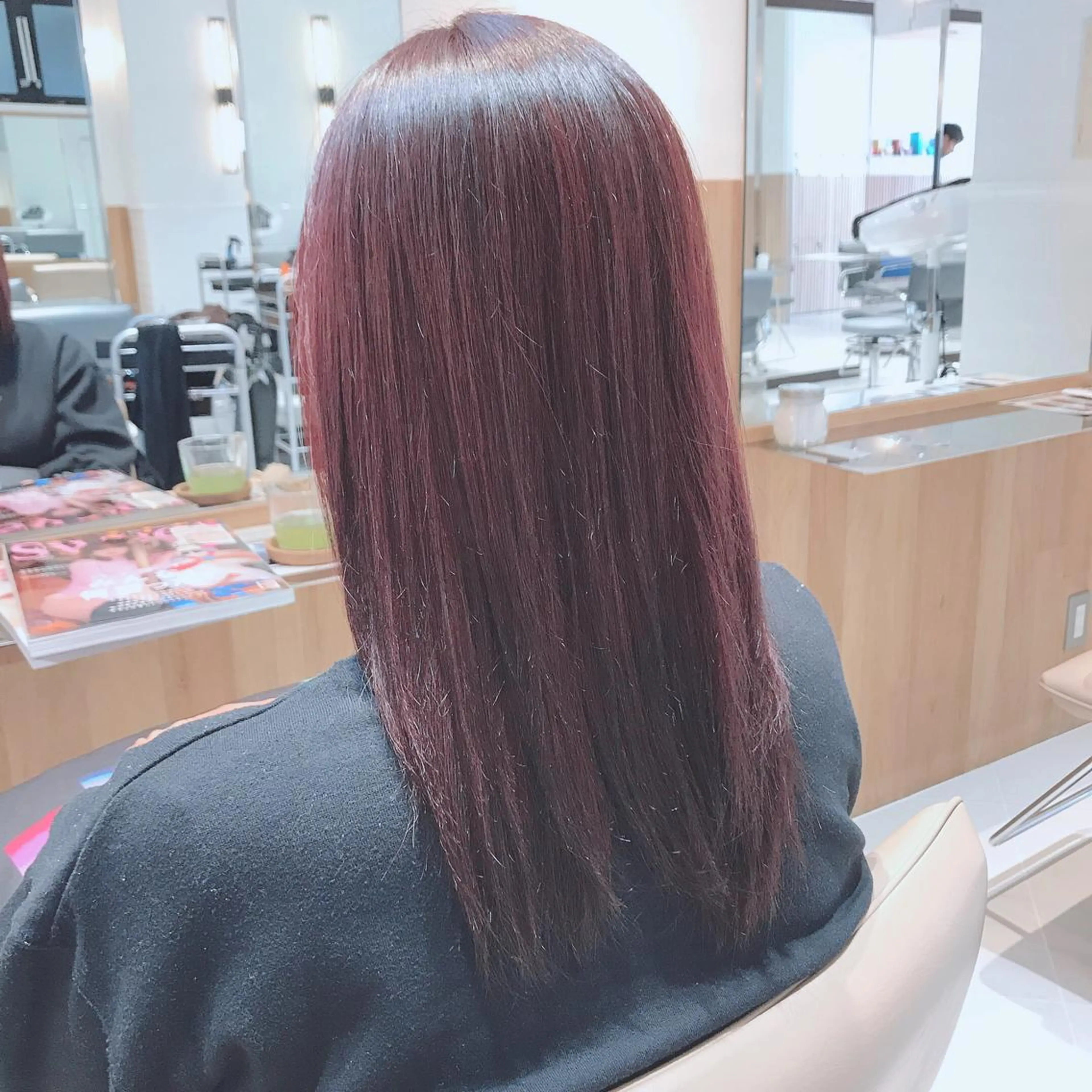 セミロング カラー レッドカラー ボブ/ハイトーン 福生Radix 下田のヘアスタイル