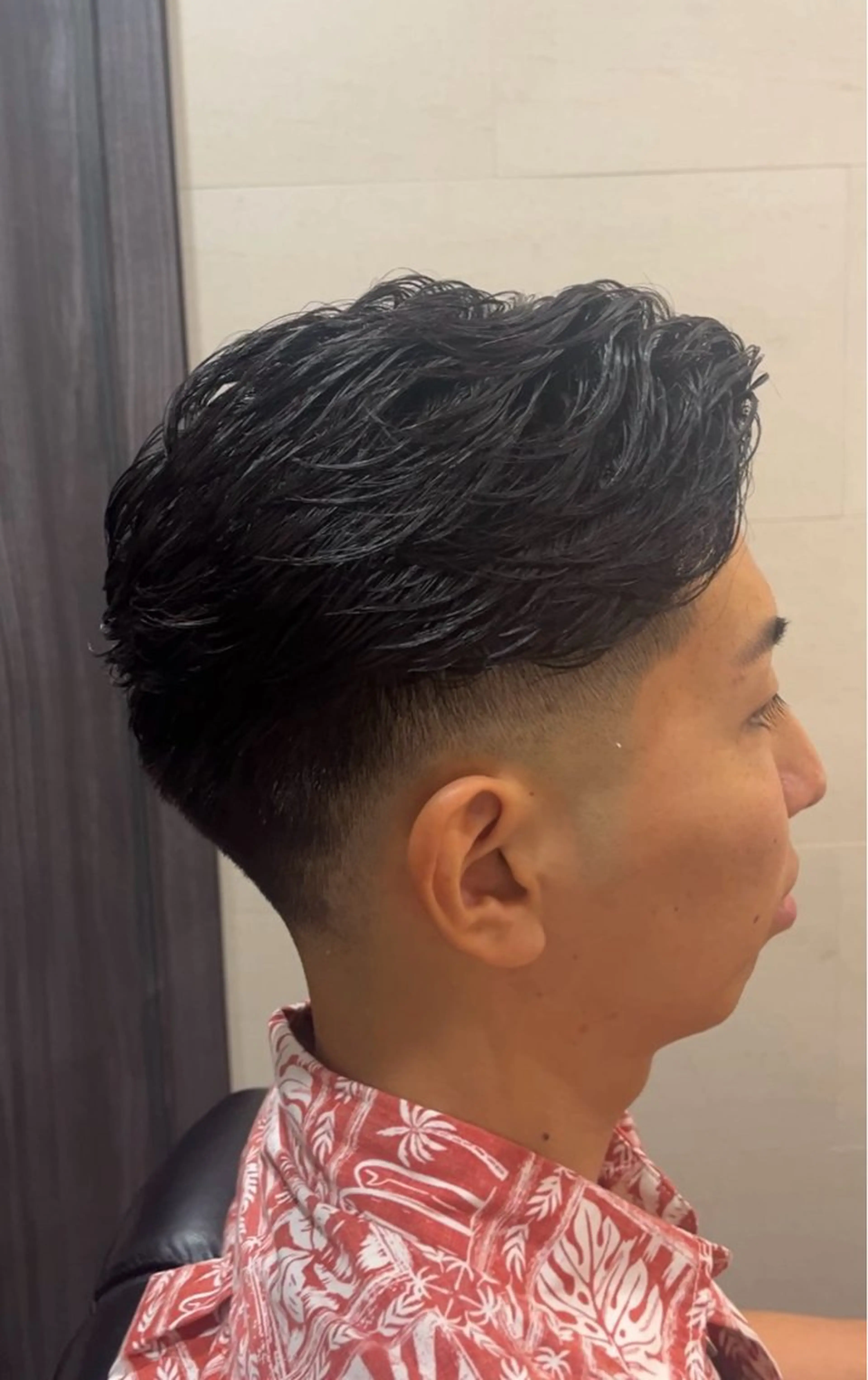 ショート パーマ メンズ カット パーマ 無料メンズカット❗️ 佐藤光のヘアスタイル