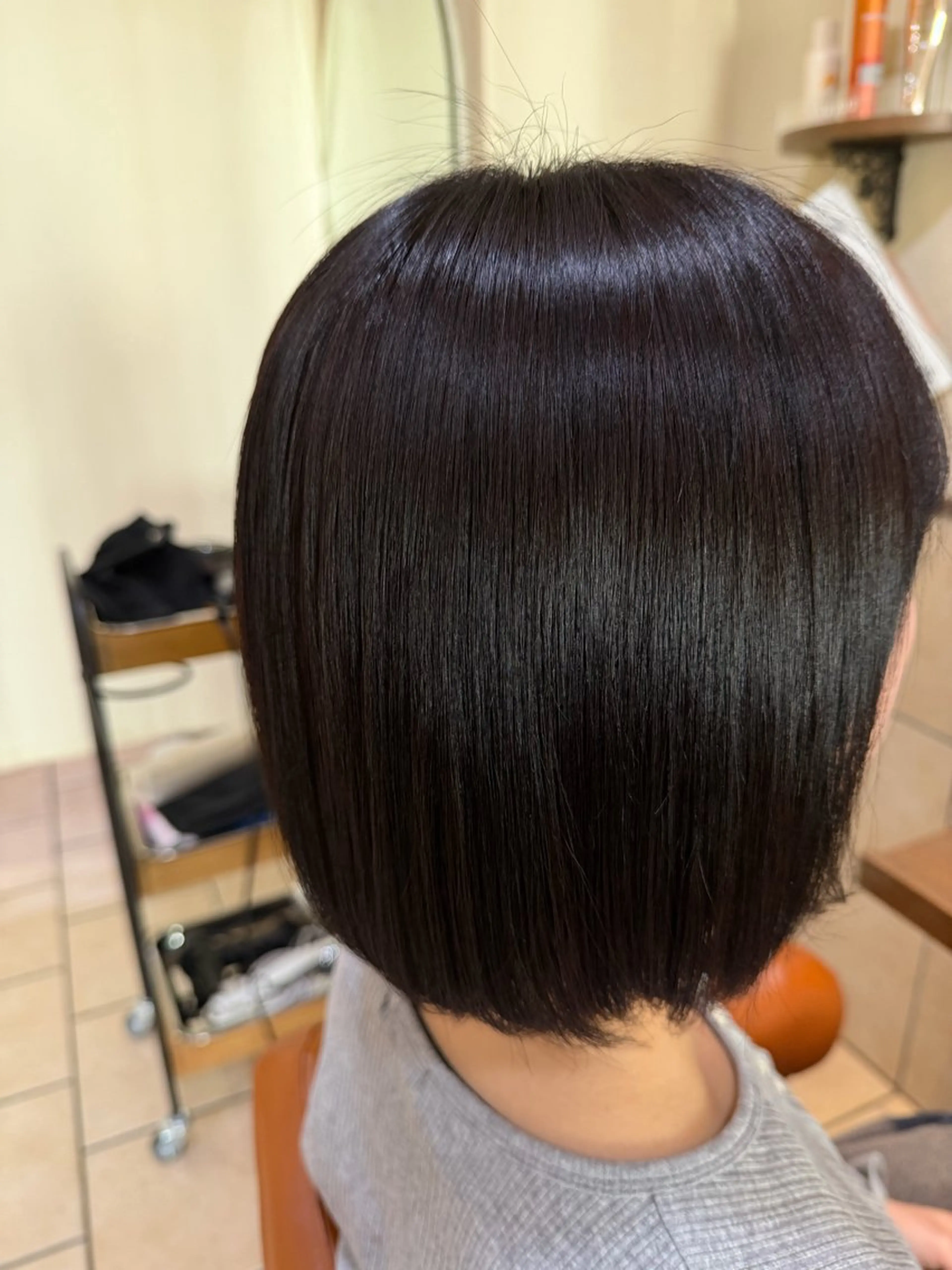 ショート カラー ヘアカラー トリートメント 井上 琉菜のヘアスタイル