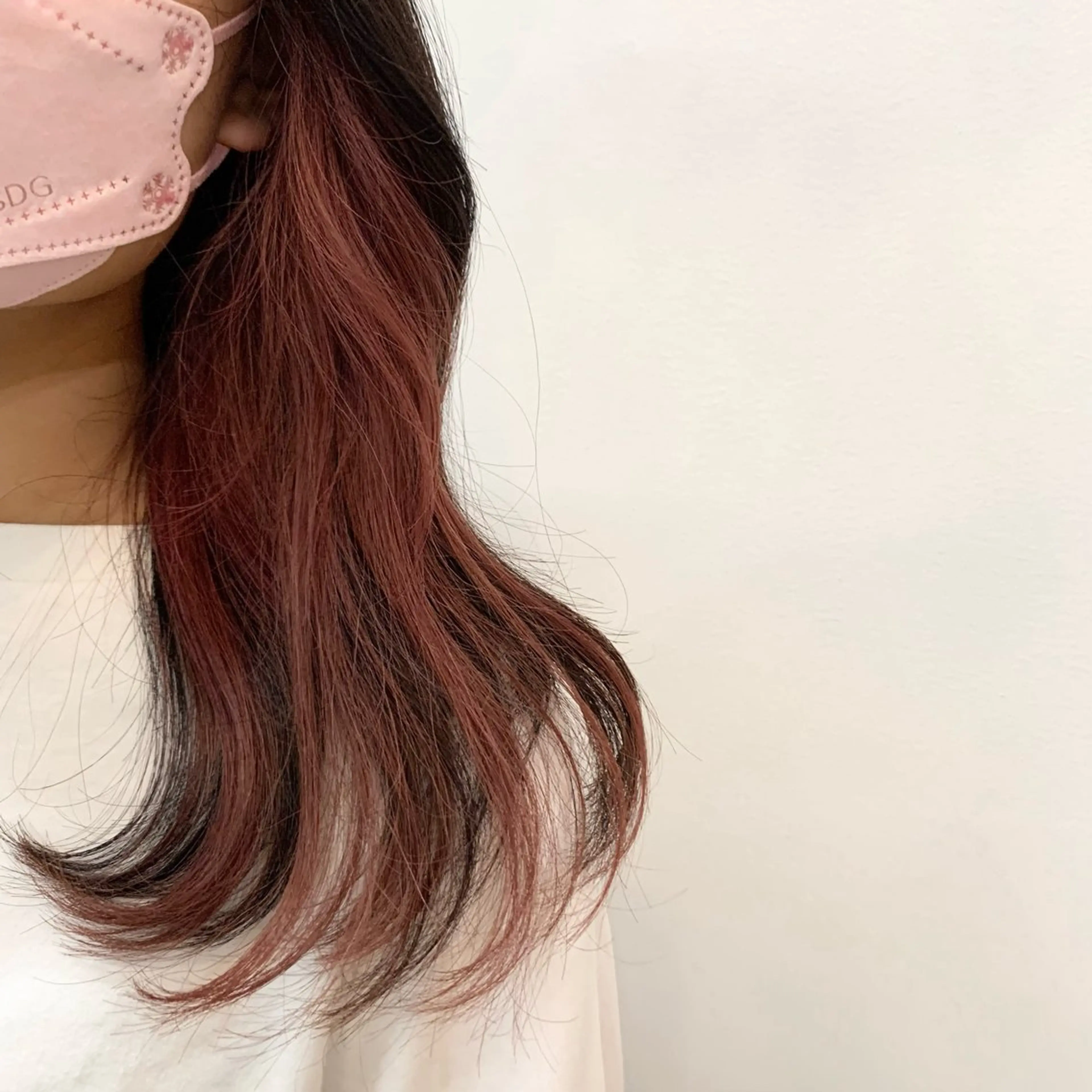 ミディアム 田中 樹奈のヘアスタイル