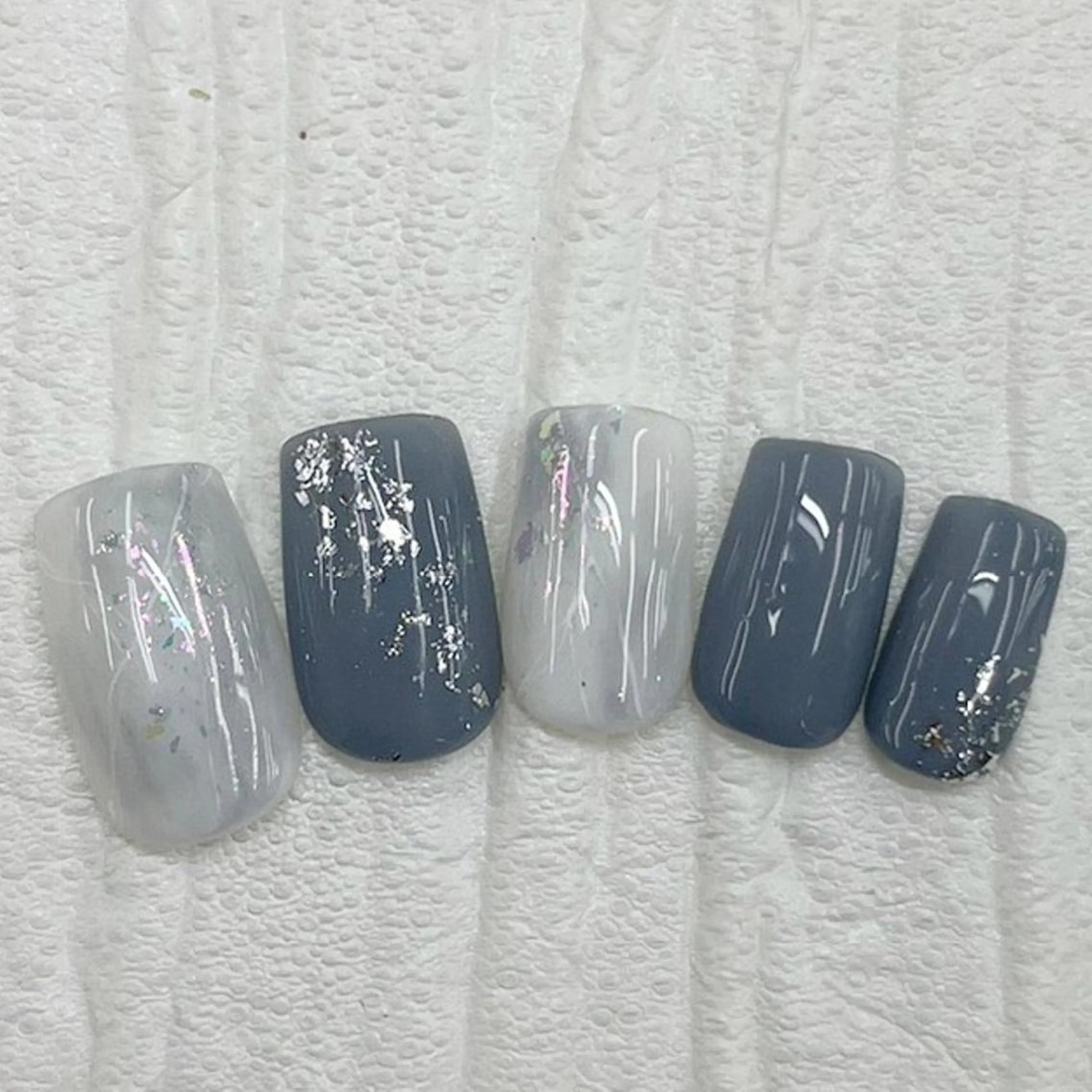 ネイル Nail salon Honey Beeのネイルデザイン