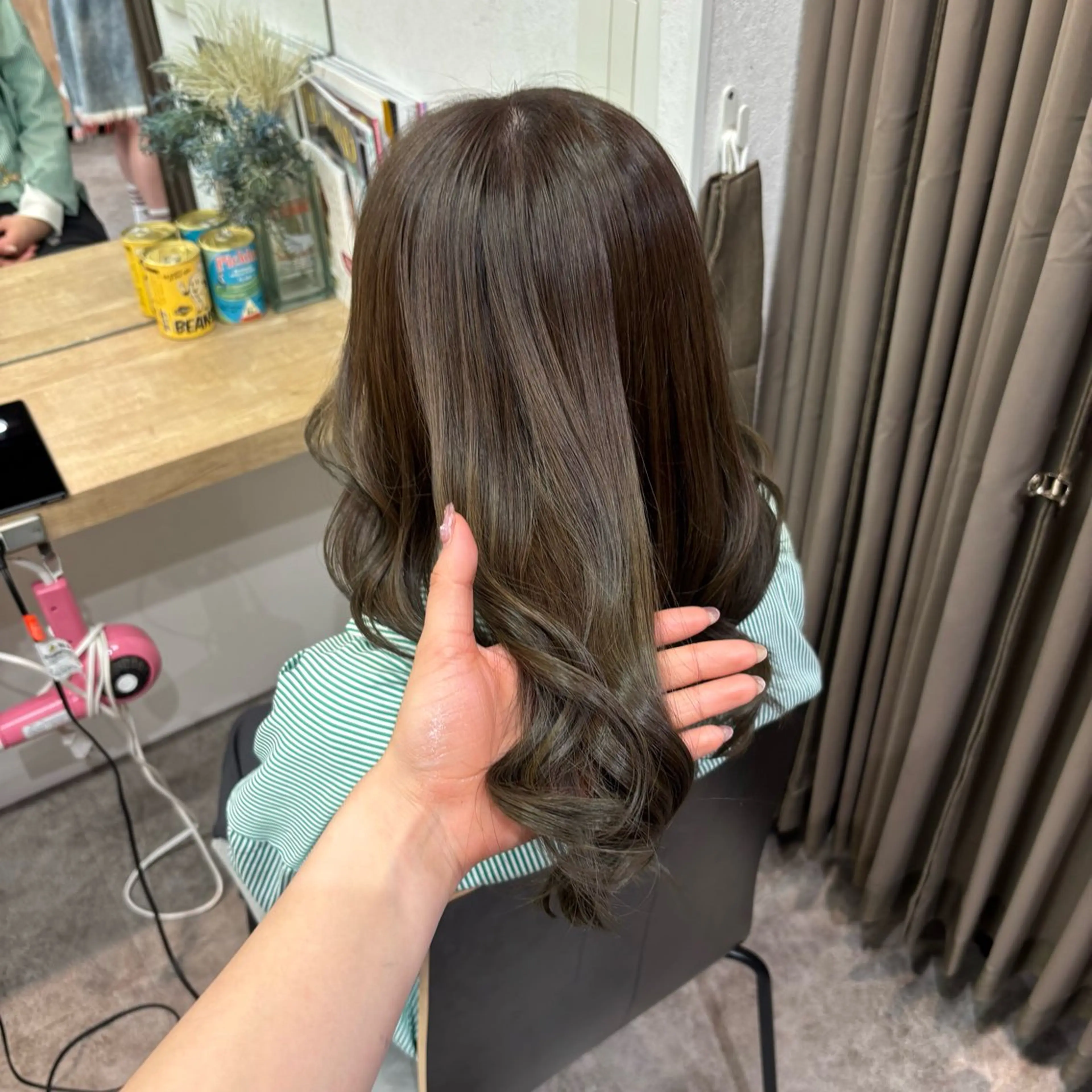カラー 艶感カラー/オリーブ アレンジ：♡のヘアスタイル