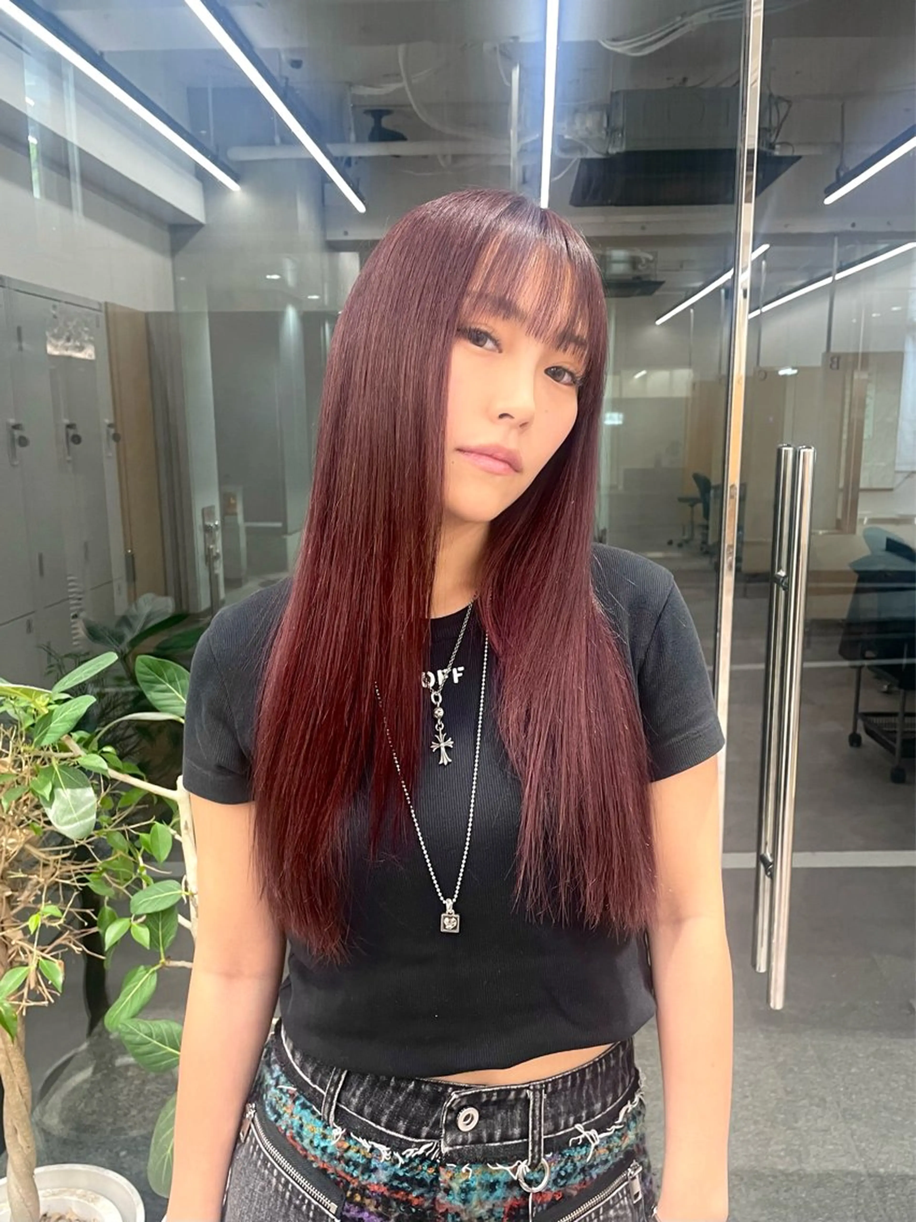 ロング カラー ヘアカラー トリートメント カット・ダブルカラー TAIGAのヘアスタイル