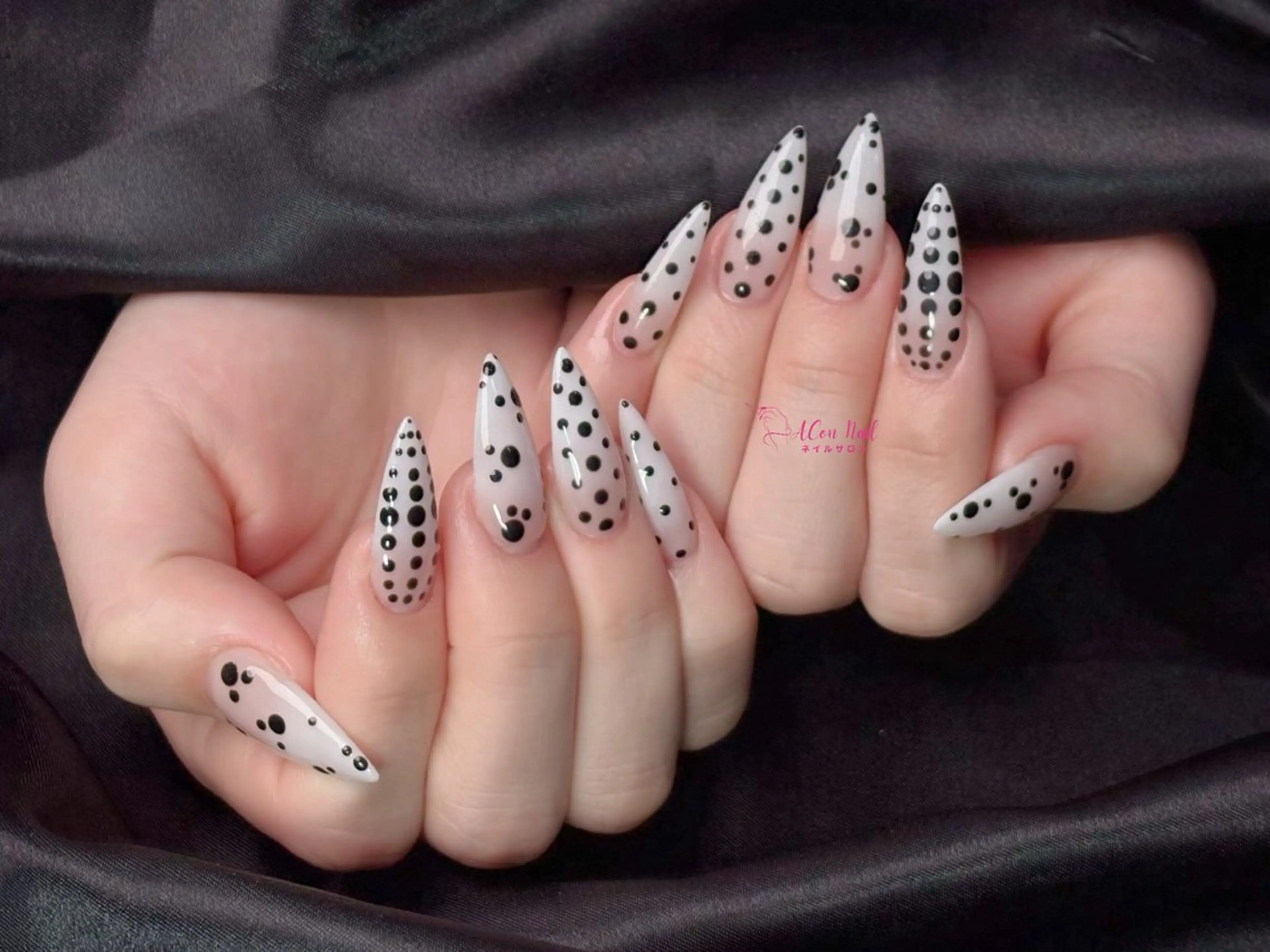 ネイル 桜ネイル 長さ出し フラワーネイル フレンチネイル ジェルネイル ハンドネイル AConNailSalon所属・ACon NailSalonのネイルデザイン