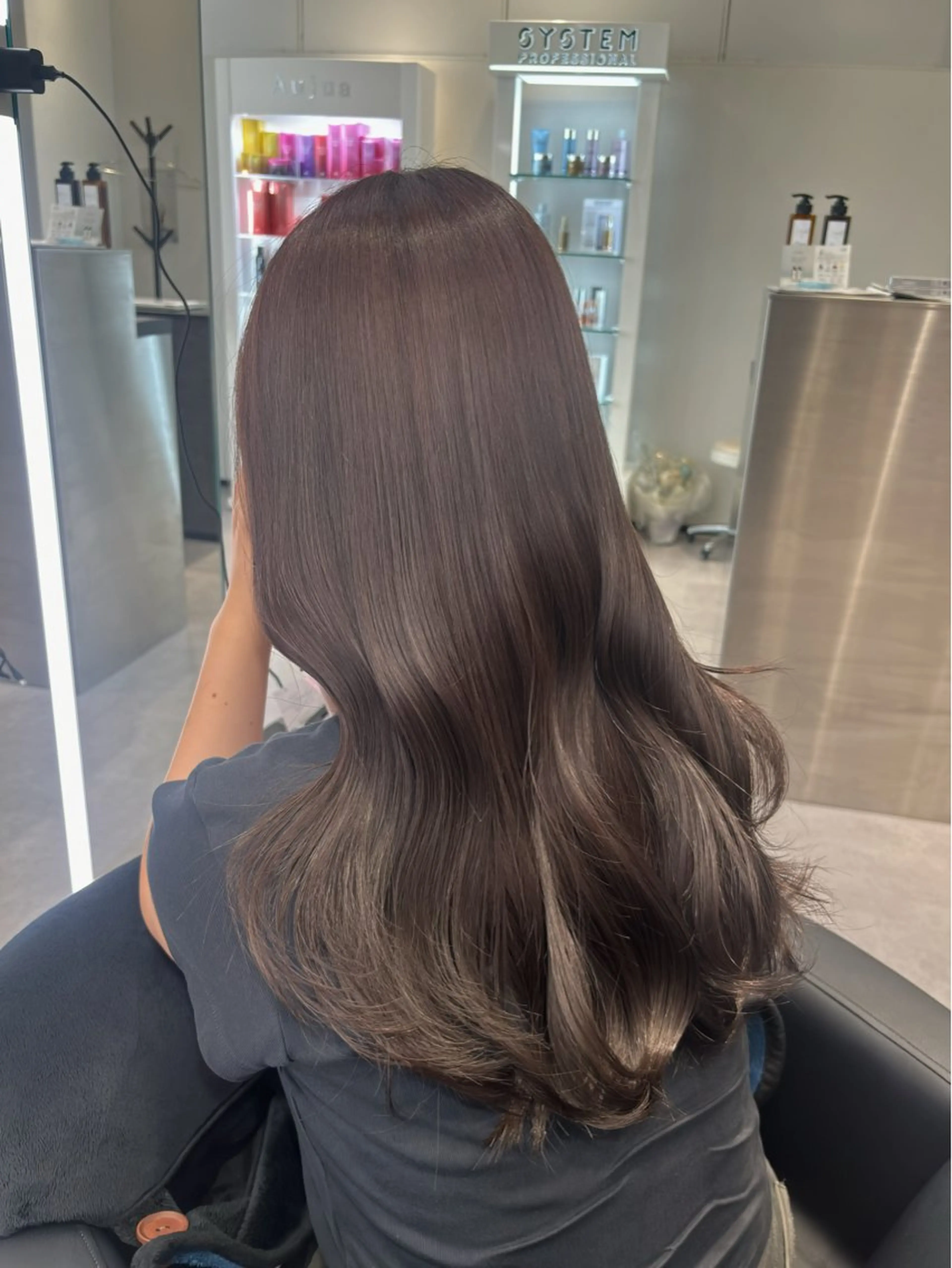 ロング カラー ラベンダーカラー カット ヘアカラー トリートメント 心斎橋/ブリーチなし 髪質改善/レイヤーのヘアスタイル