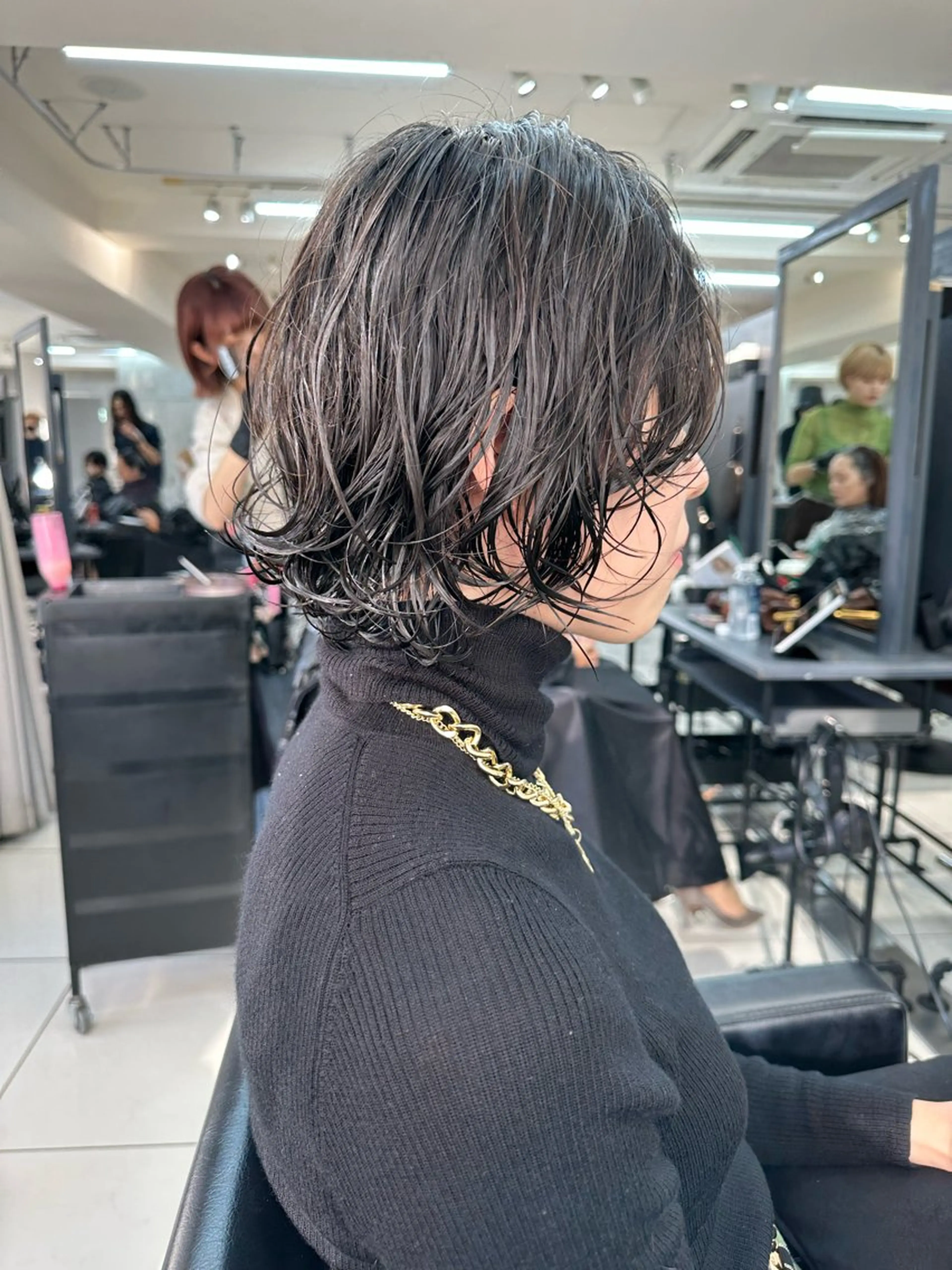 ショート カラー パーマ vain所属・パーマウルフショート 濱田匠のヘアスタイル