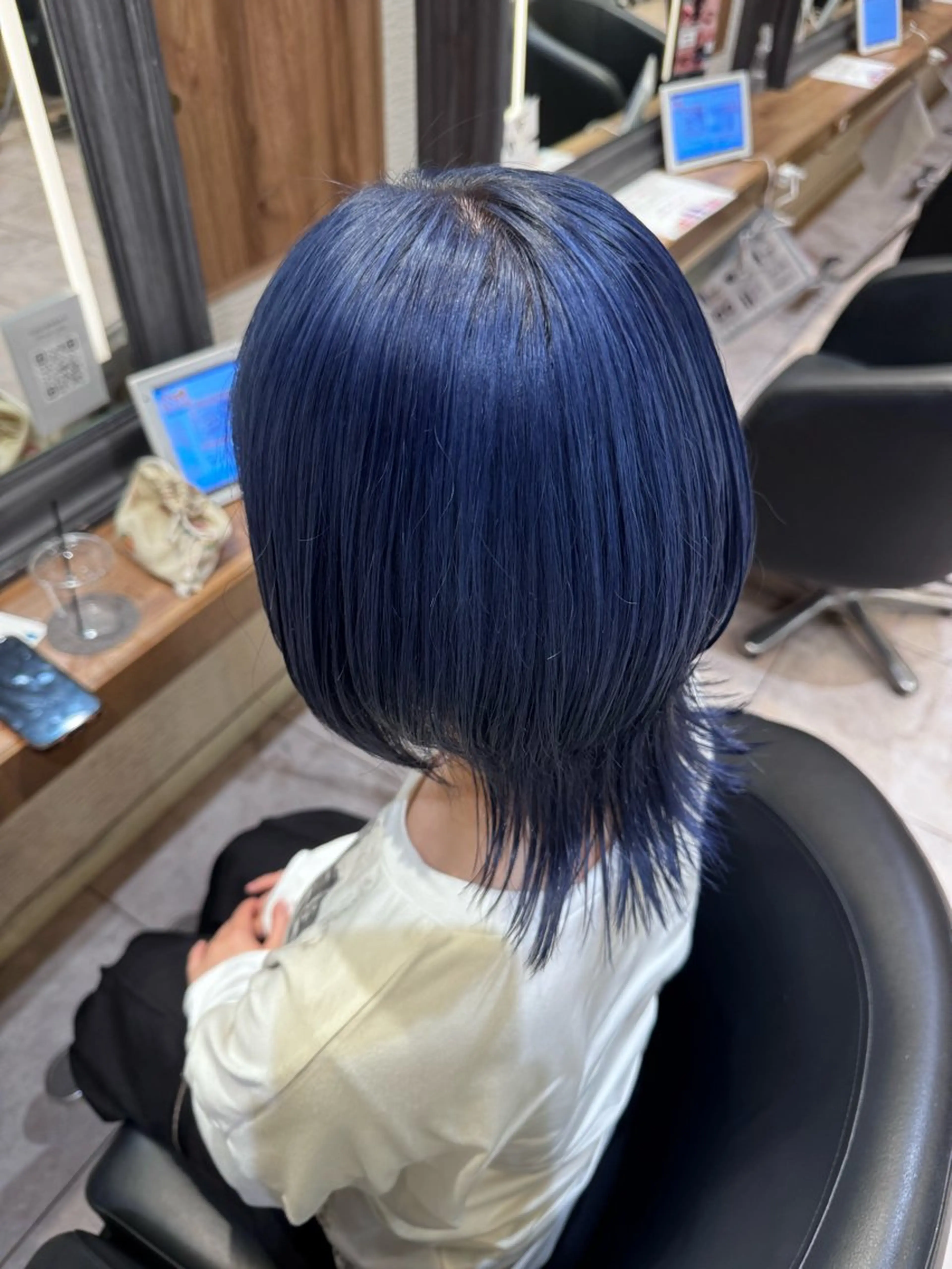 ミディアム カラー ヘアカラー 🐺ウルフ× ハイトーン🐺MOEのヘアスタイル