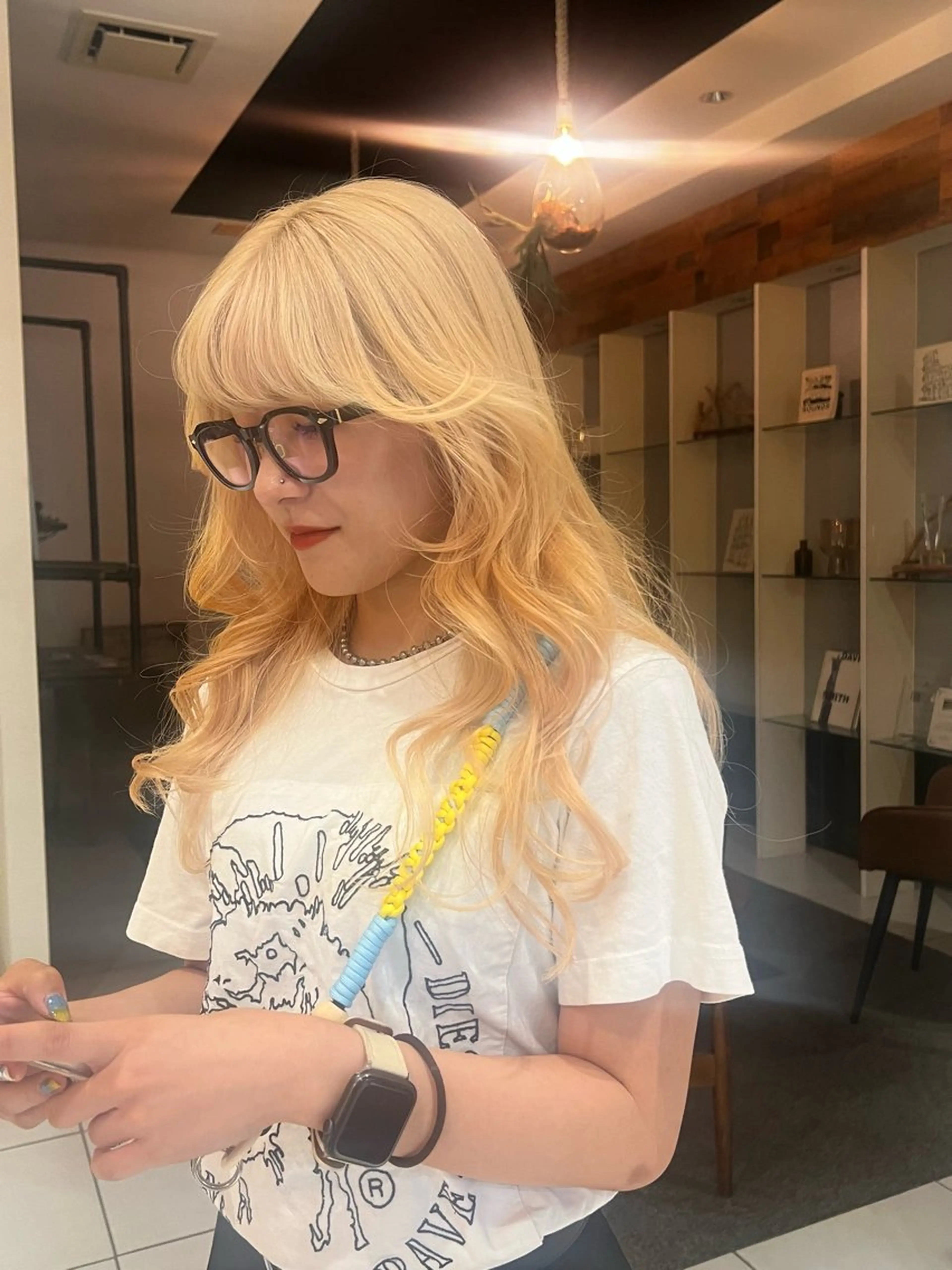 カラー hiyori /ハイトーンカラーのヘアスタイル