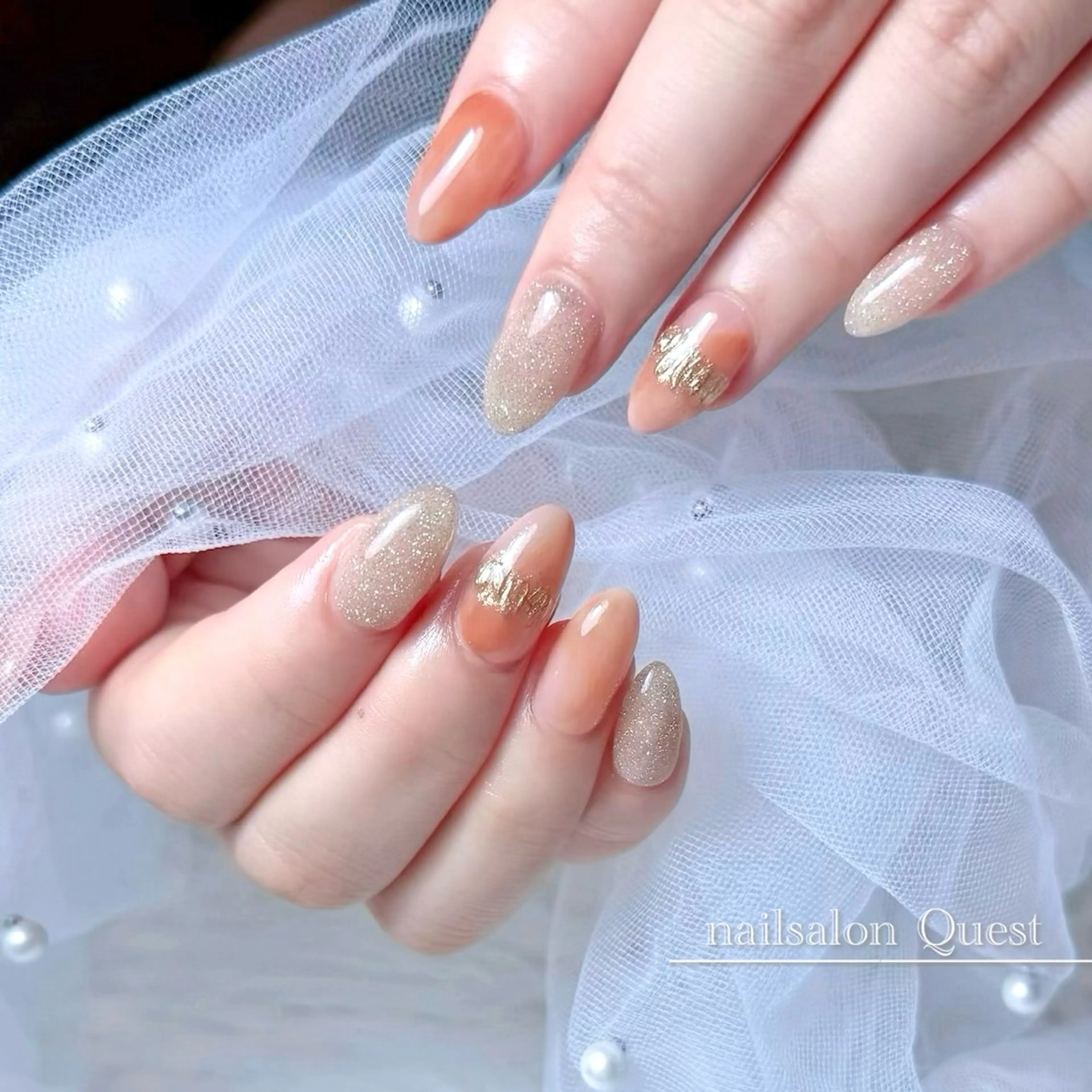 ネイル フラッシュネイル キラキラネイル ニュアンスネイル ハンドネイル nailsalon Questのネイルデザイン