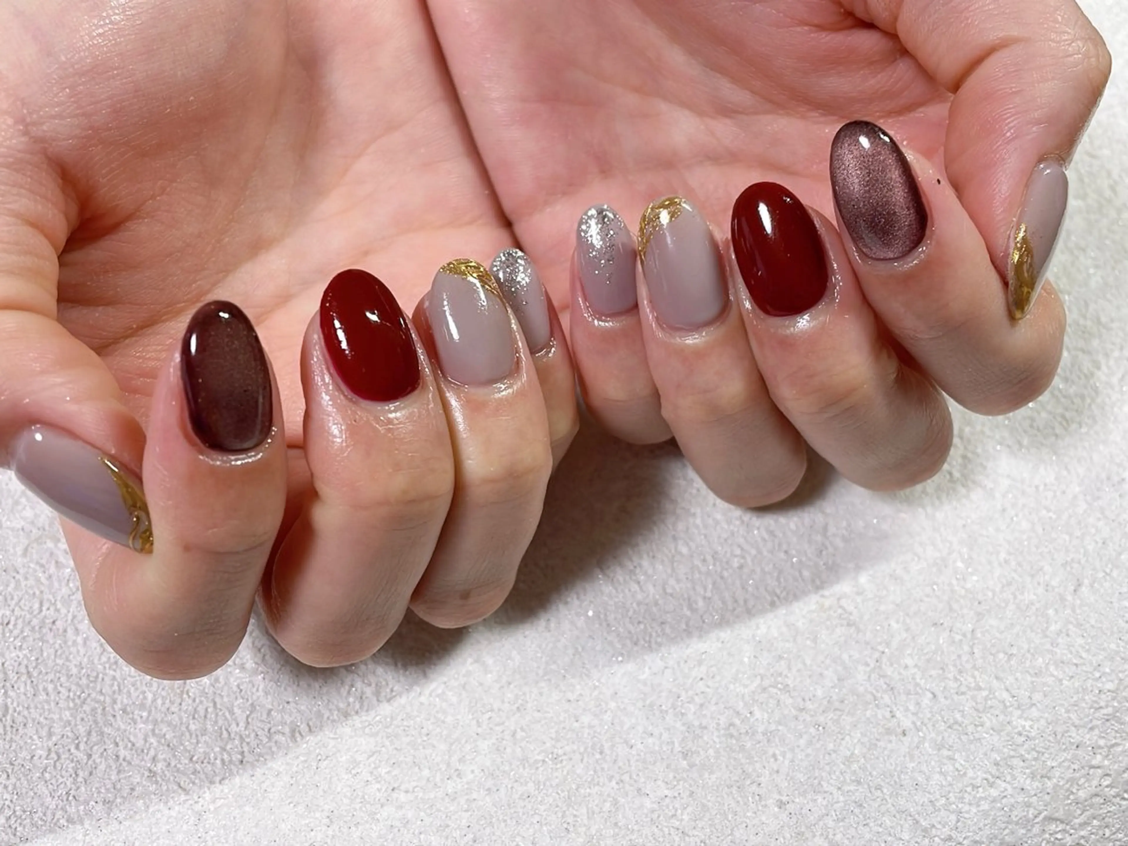 ネイル オーロラネイル フットネイル フレンチネイル ジェルネイル 韓国ネイル ハンドネイル kiki nail &brow二子玉川の眉毛・アイブロウイメージ