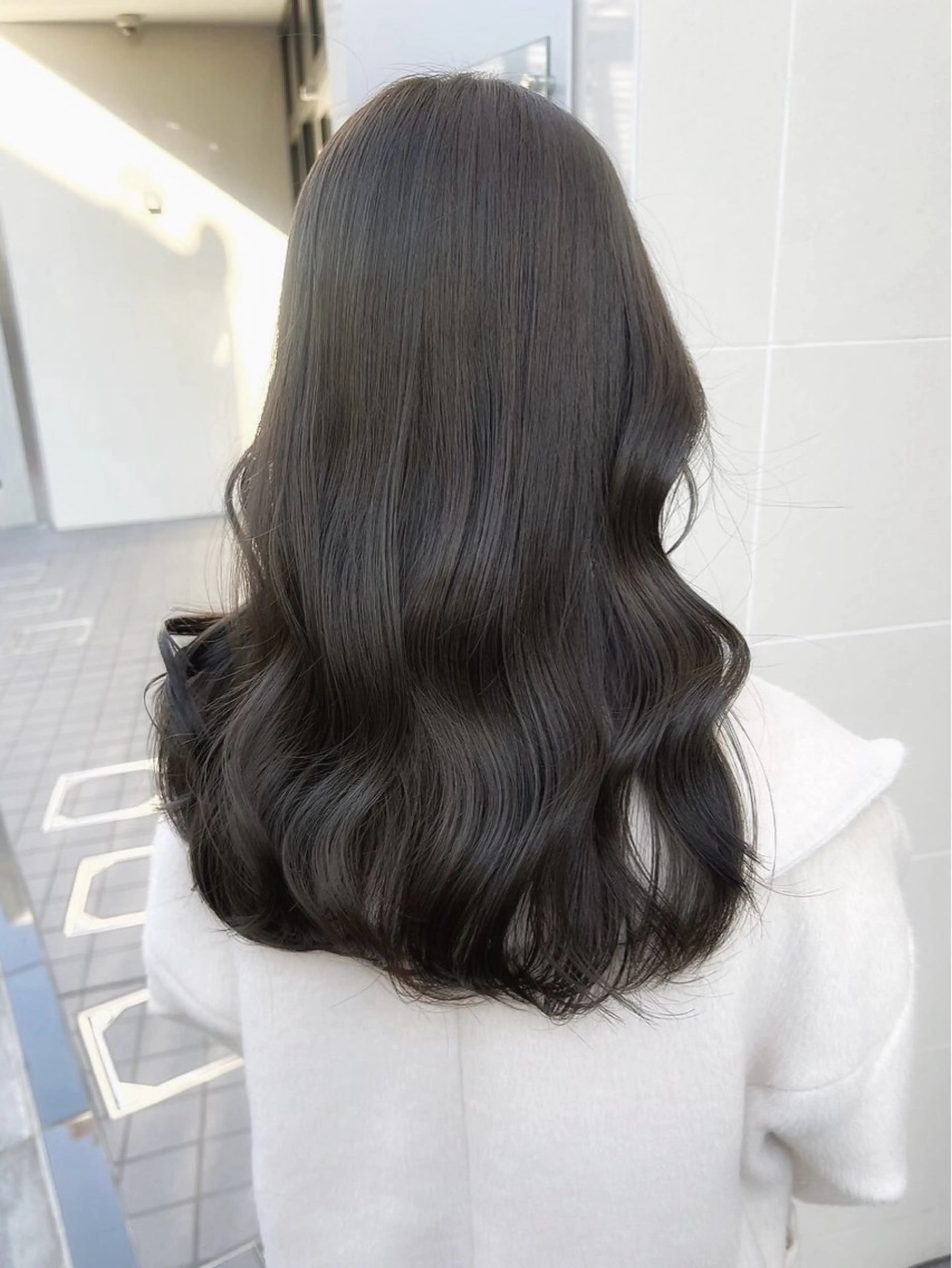 ロング カラー ブリーチ ケアカラー ブリーチなしカラー 髪質改善 韓国風ヘア カット ヘアカラー トリートメント ブリーチなし/カラー 専門店ASOBIのヘアスタイル