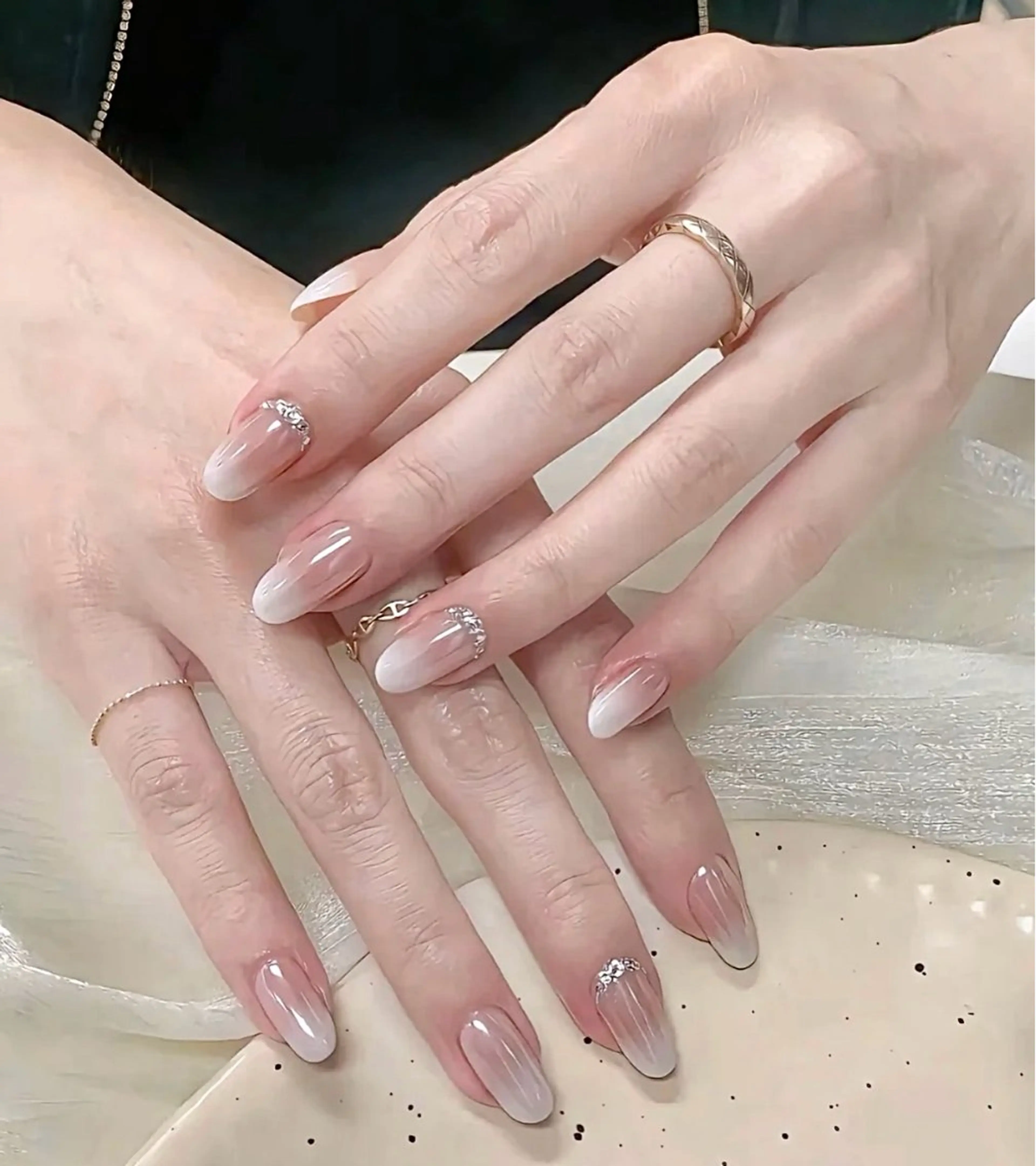 ネイル ハート 韓国ネイル オフィスネイル ワンカラーネイル シンプルネイル ハンドネイル Lynn_ Nailのネイルデザイン