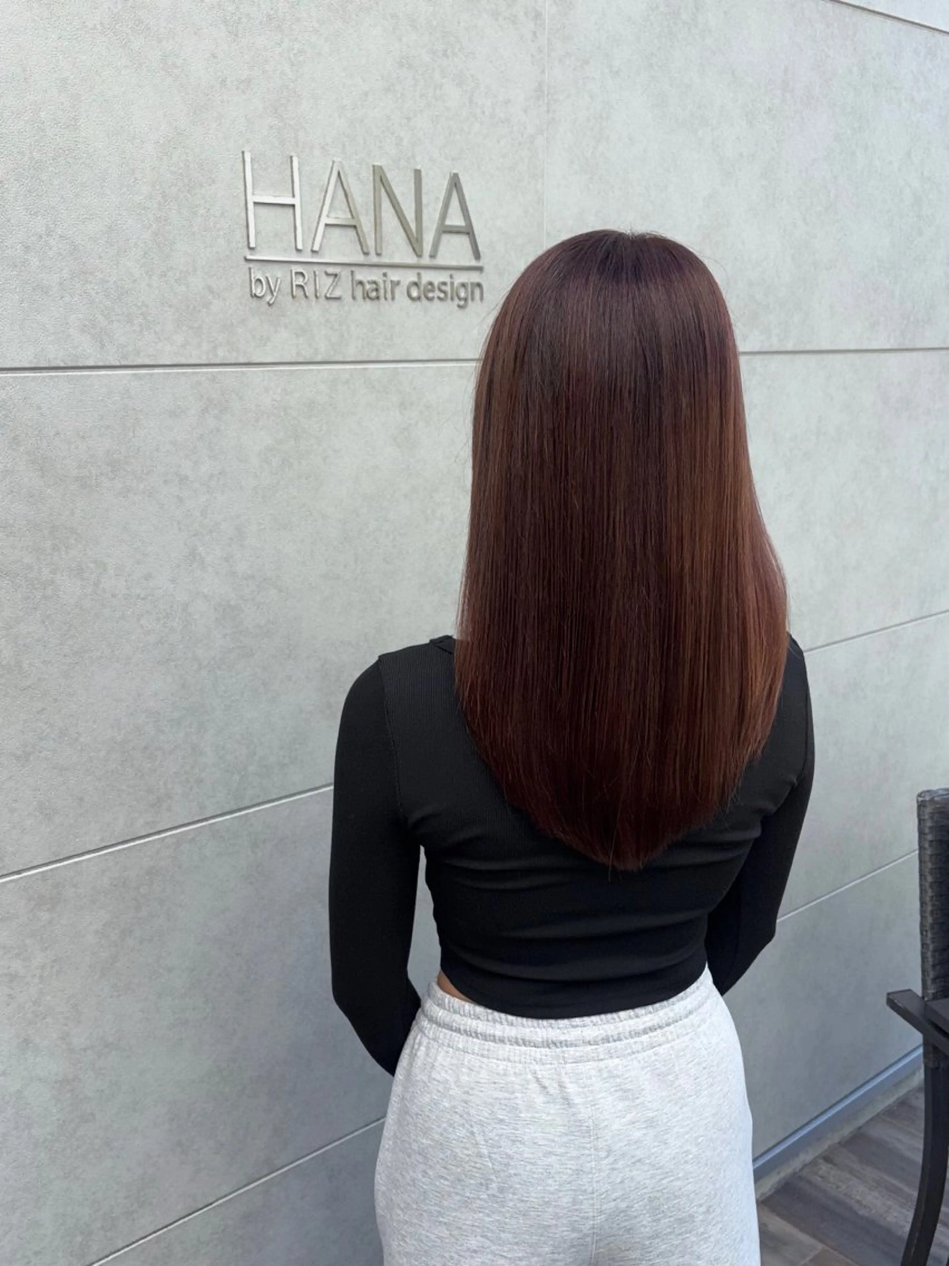 セミロング 滑川 吏音のヘアスタイル