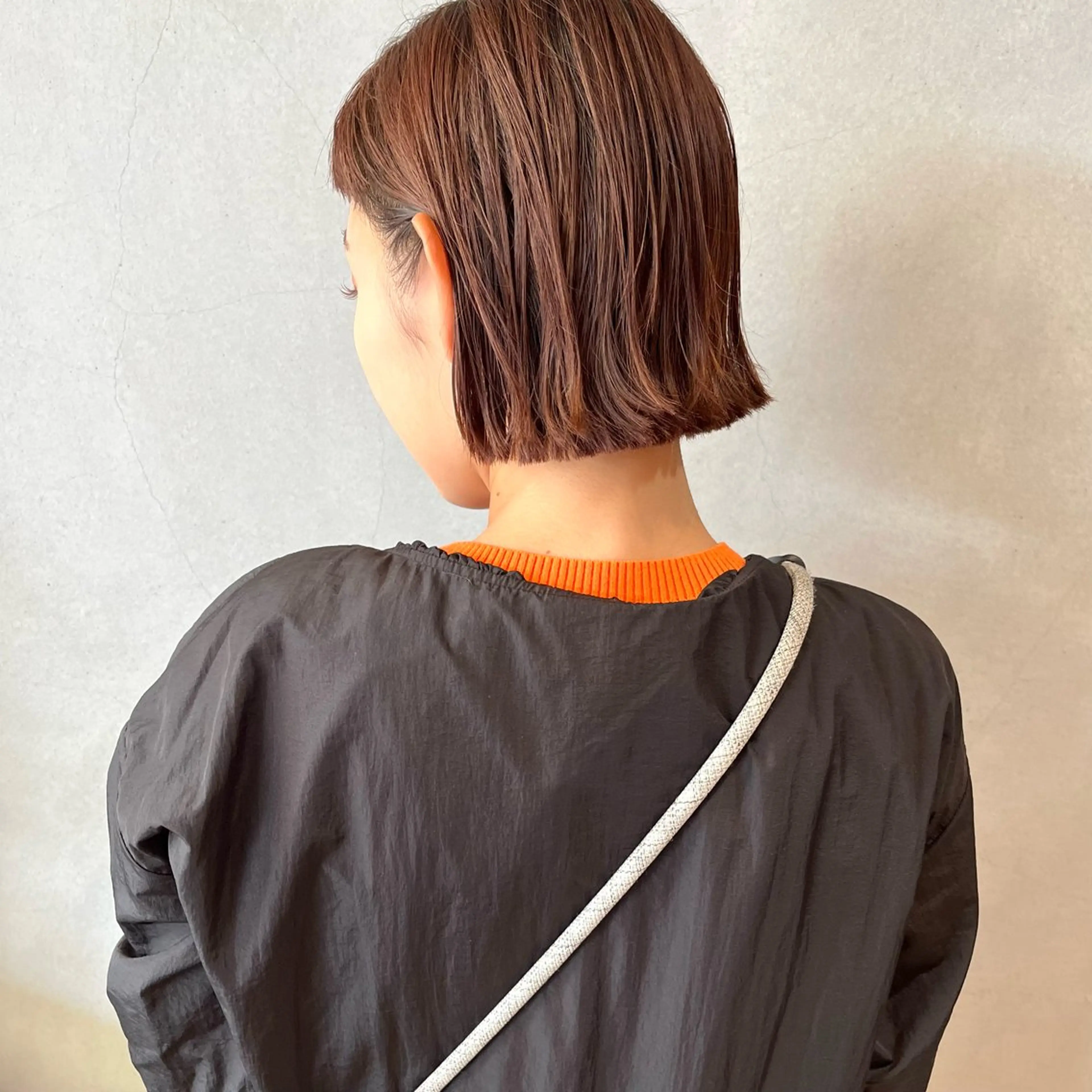 ショート カラー 切りっぱなしボブ ボブ 外ハネヘア カット ヘアカラー トリートメント ボブ/透明感カラー /坂口恵梨子のヘアスタイル