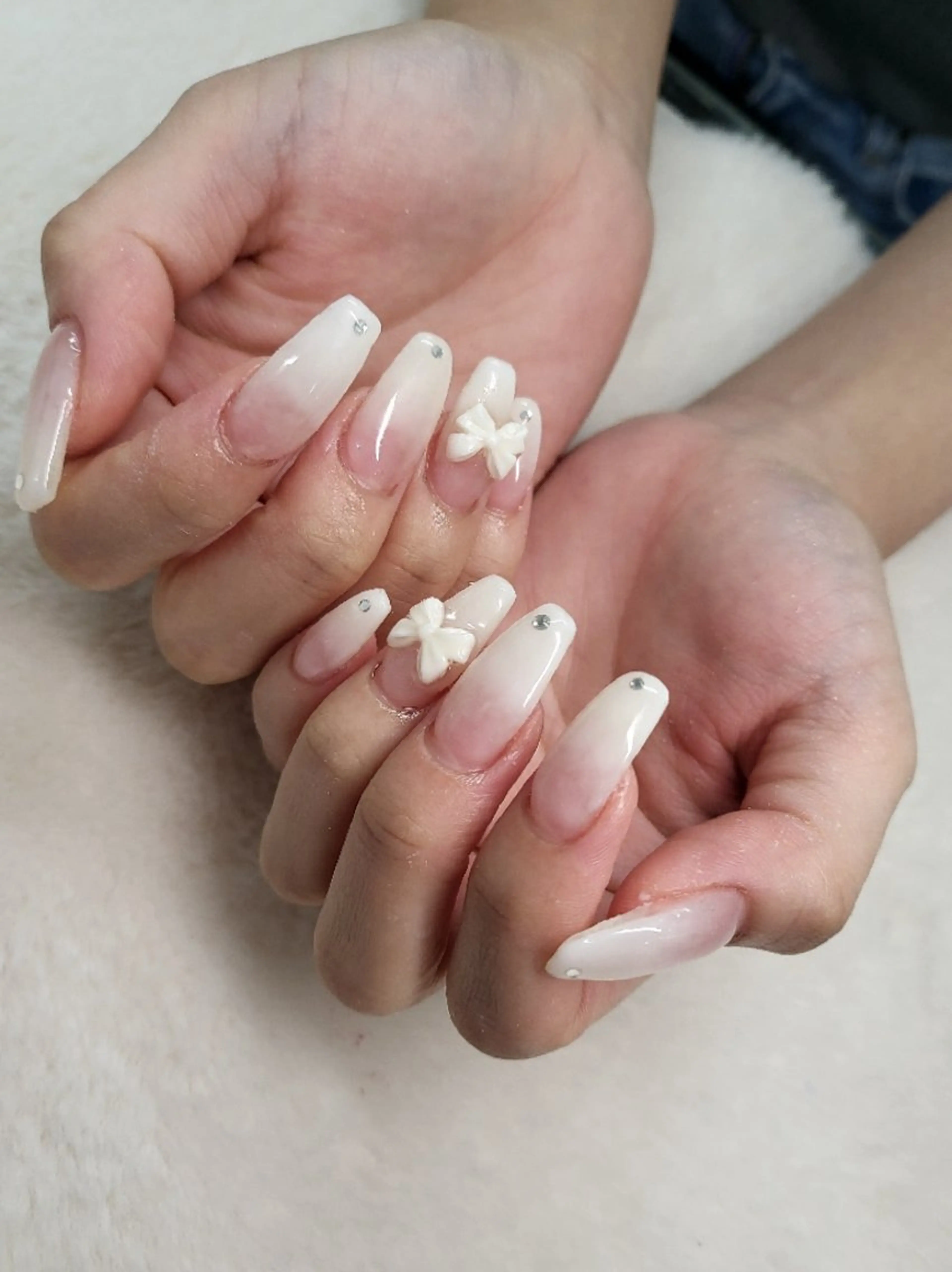 ネイル グラデーション ハンドネイル ハンドケア 心斎橋Salon Epokkuのネイルデザイン