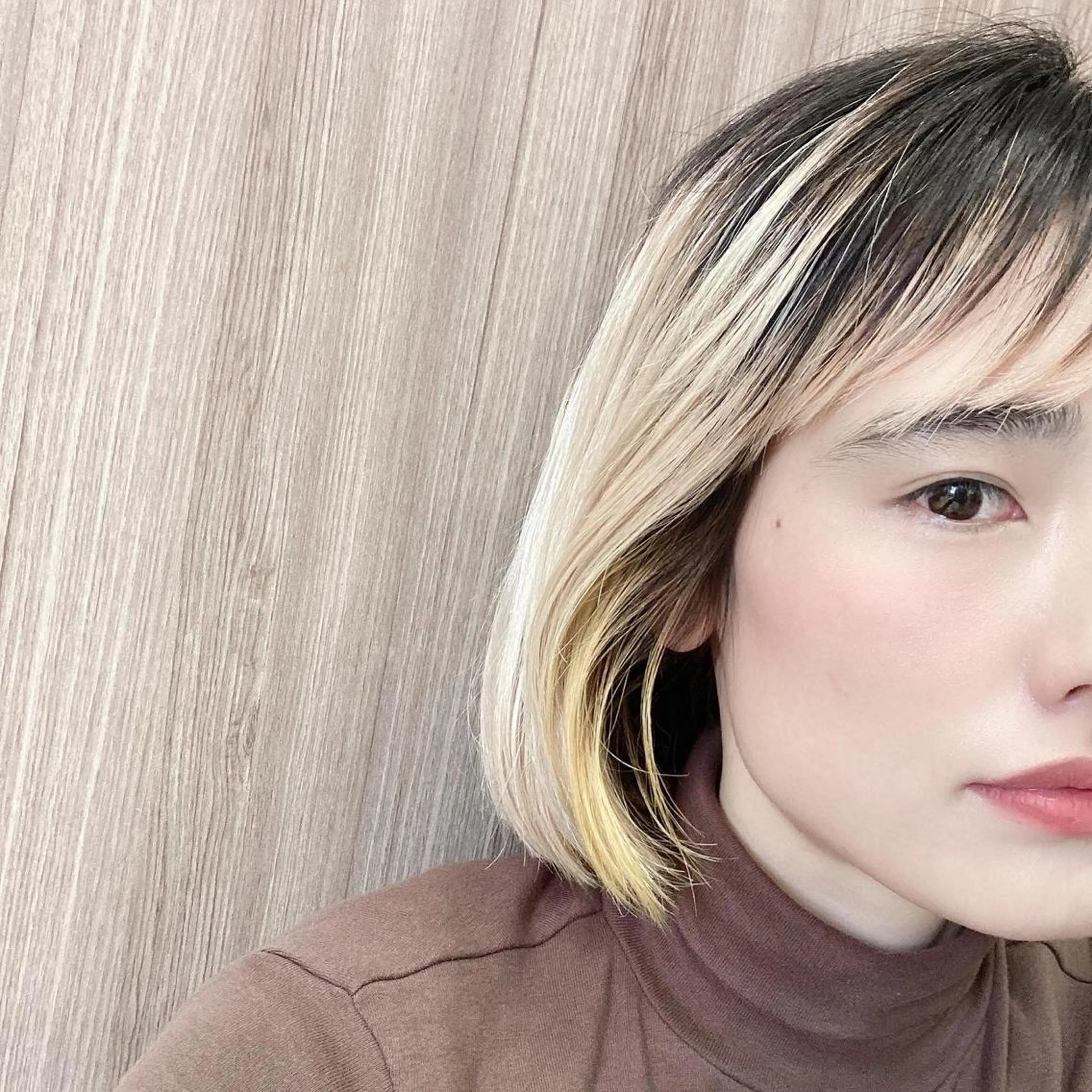 ショート イエローカラー ミルミー美容室所属・🦄💒💓齎藤 七海子🦄💒💓の眉毛・アイブロウイメージ