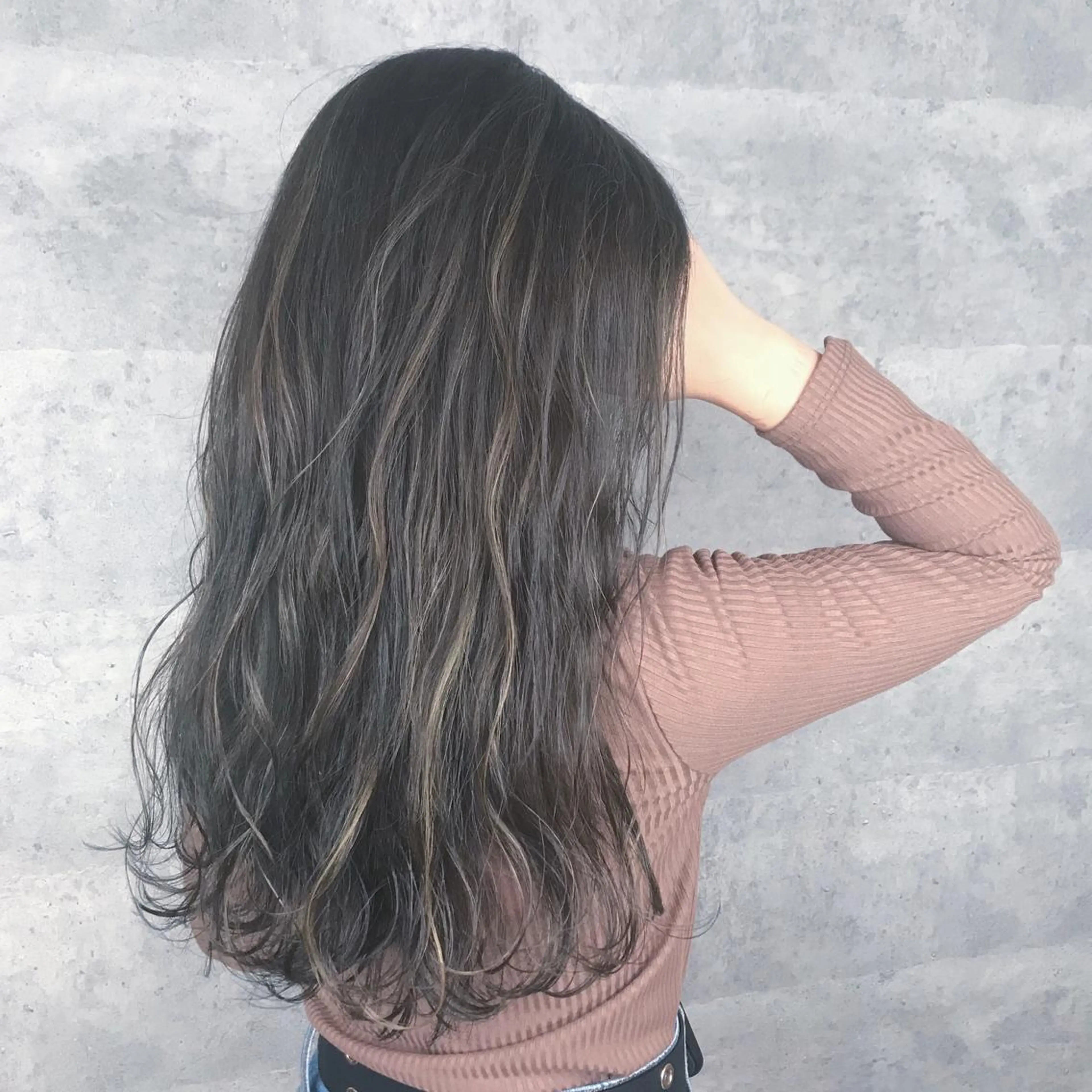 ロング カラー _WHITE芝本 賢吾【天王寺店】のヘアスタイル