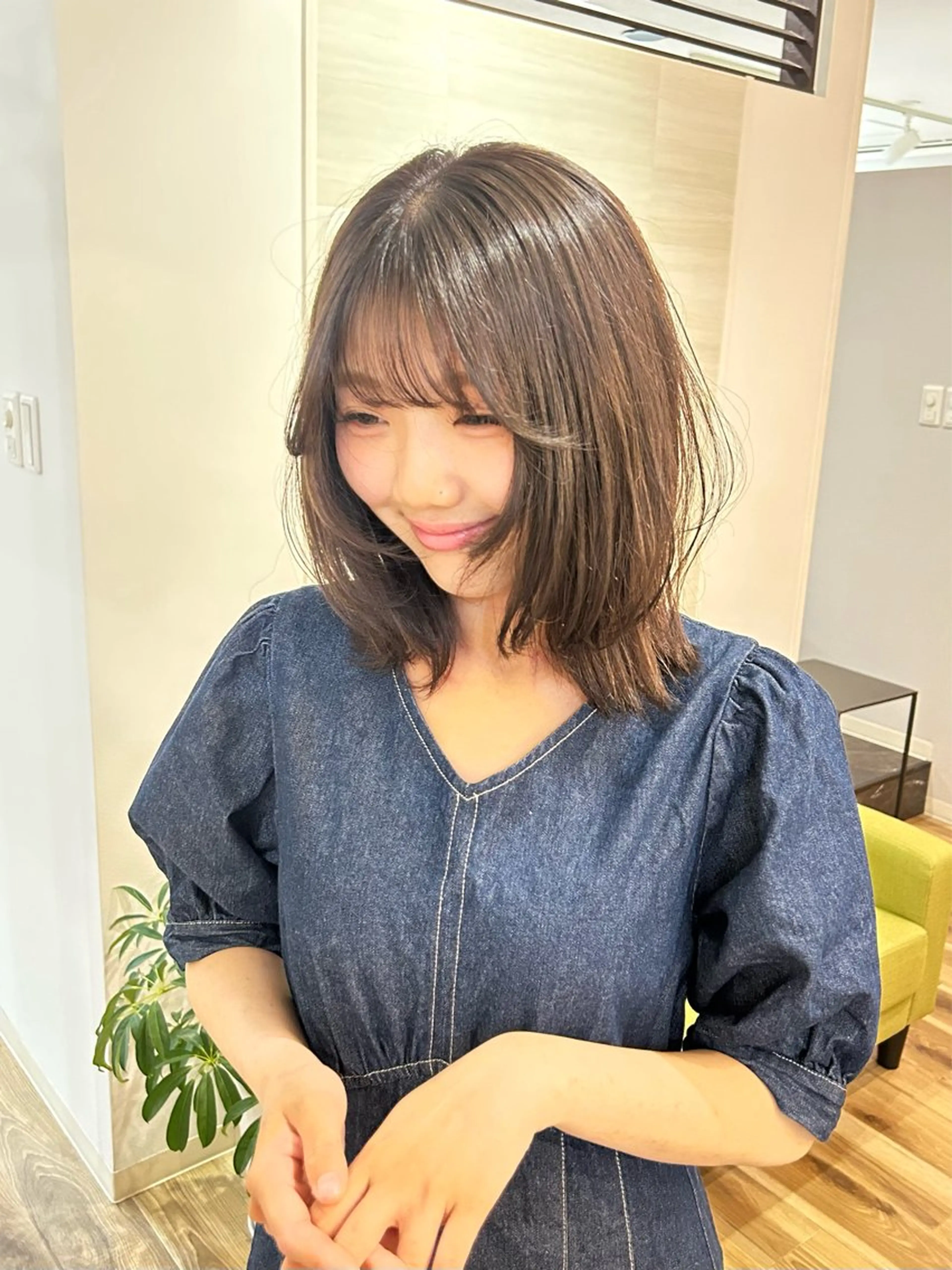 ミディアム カラー ブラウンカラー モカブラウン 顔周りカット カット ヘアカラー Hanon 美桜のヘアスタイル