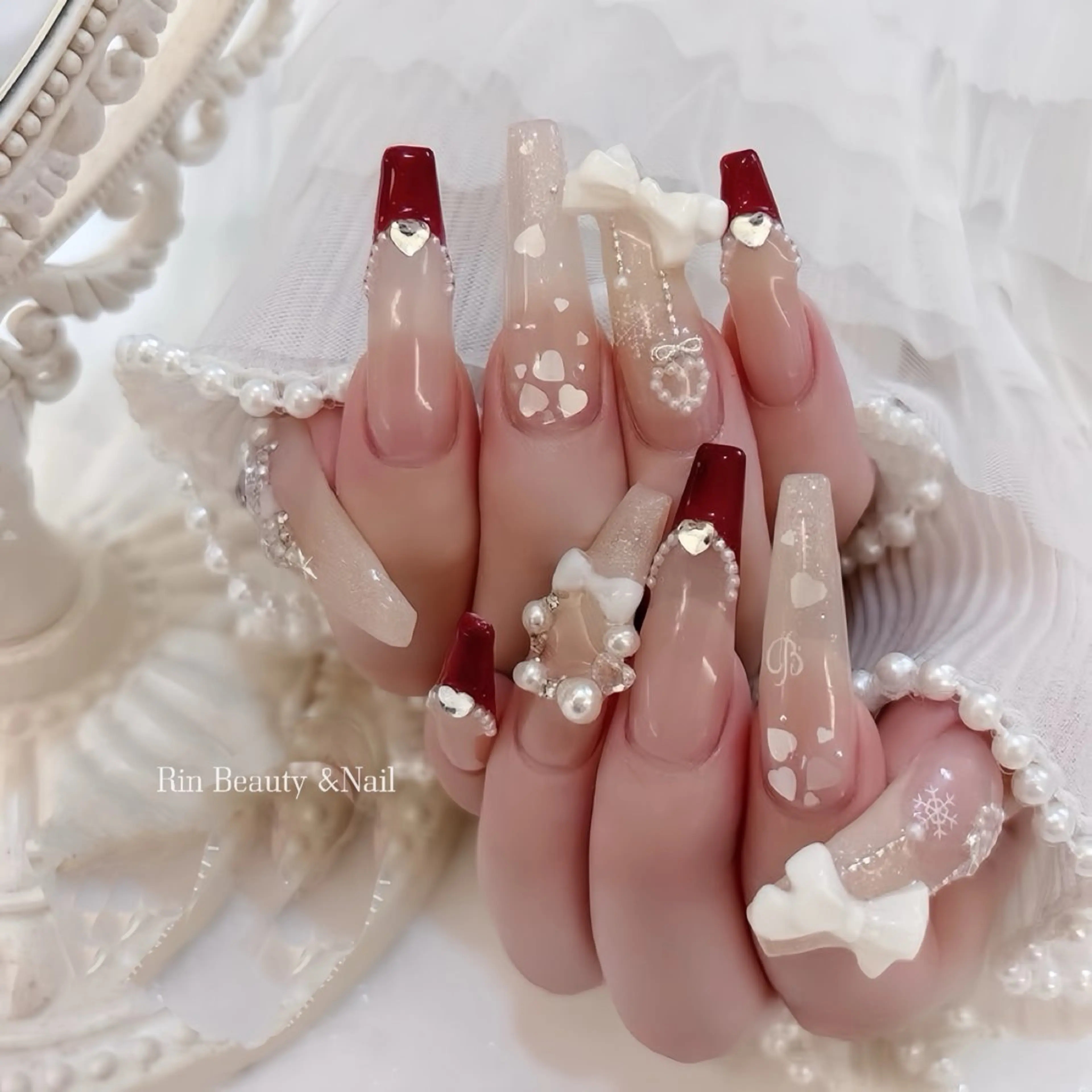 ネイル アートネイル フレンチネイル ジェルネイル 韓国ネイル ミラーネイル Rin Nail 新大久保店のネイルデザイン