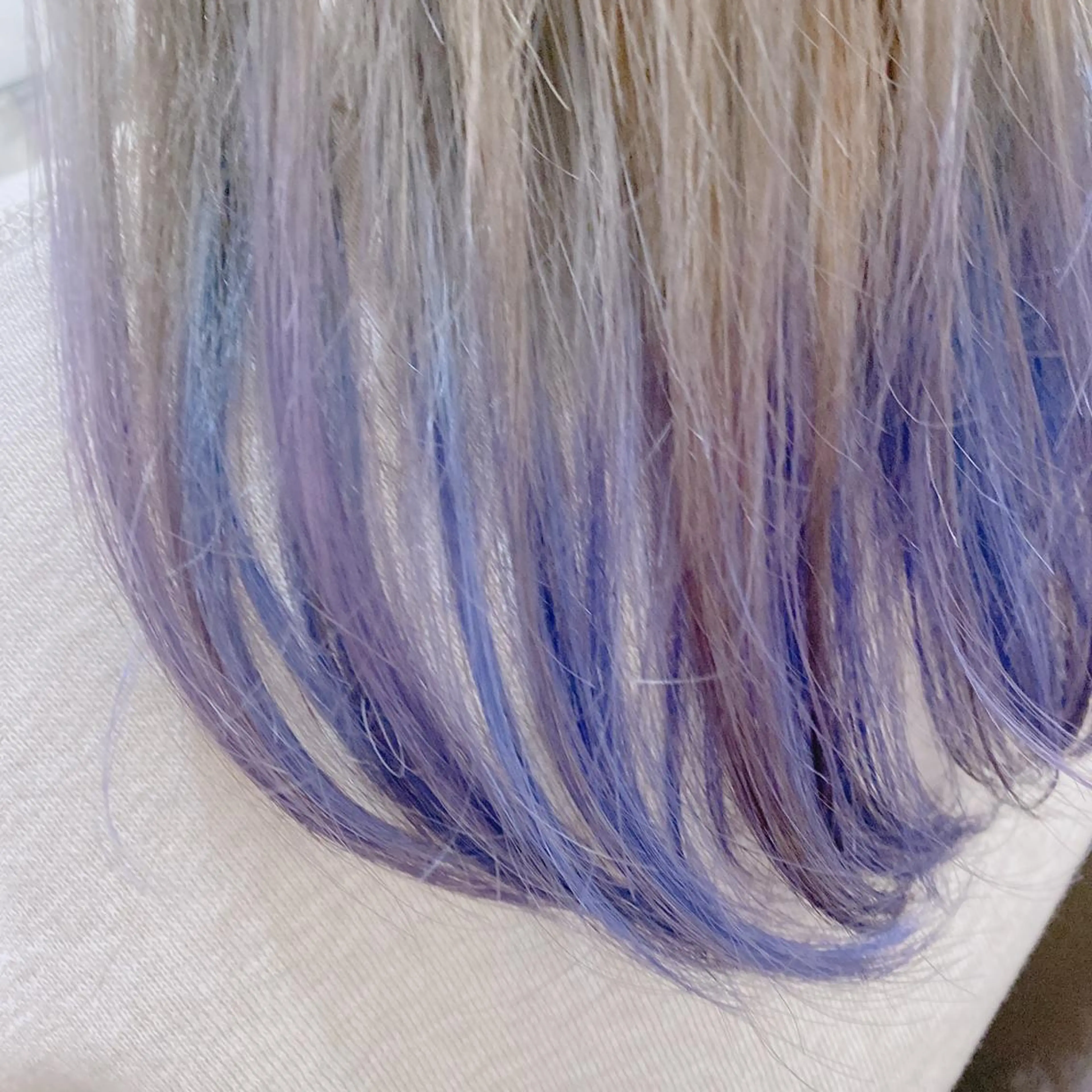 カラー SAKA GUCHIのヘアスタイル