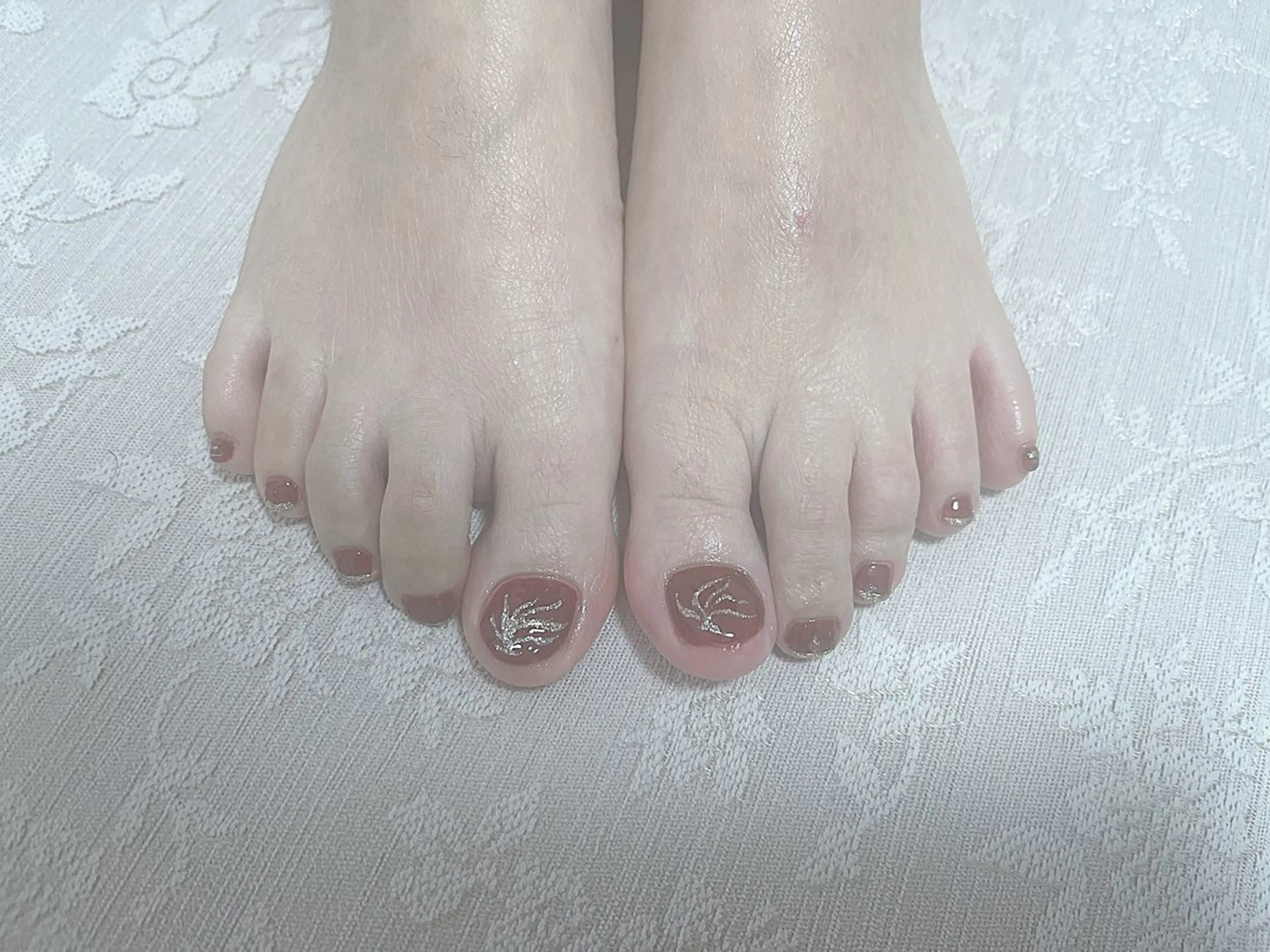 ネイル アートネイル オーロラネイル ガーリー キラキラネイル 韓国ネイル フットネイル 日向 あゆみのネイルデザイン