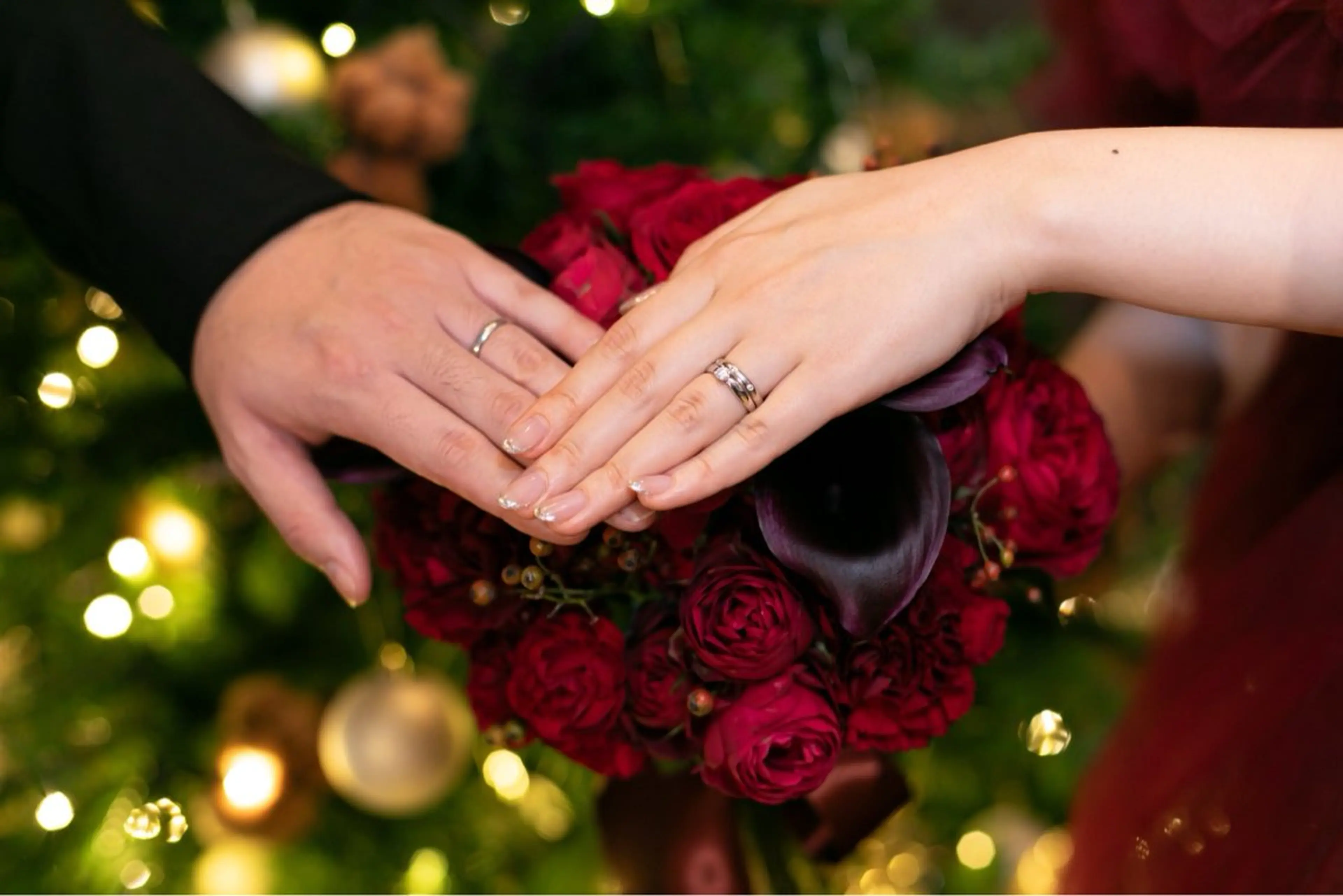 ネイル フレンチネイル ガラスフレンチ ブライダルネイル ハンドネイル Elio 国泰寺のネイルデザイン