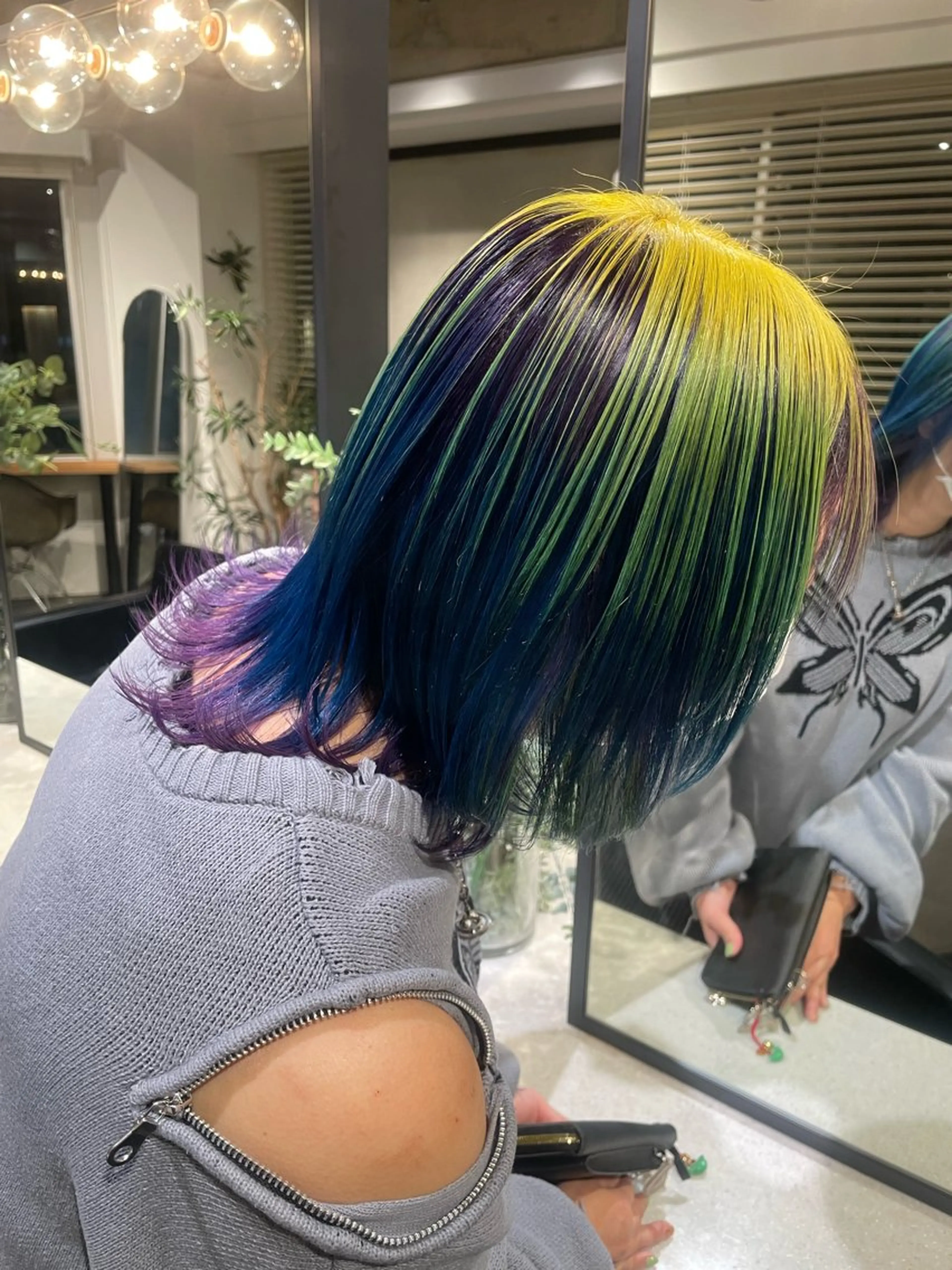 ミディアム カラー ヘアカラー ブリーチ✧︎デザイン ゆうのヘアスタイル